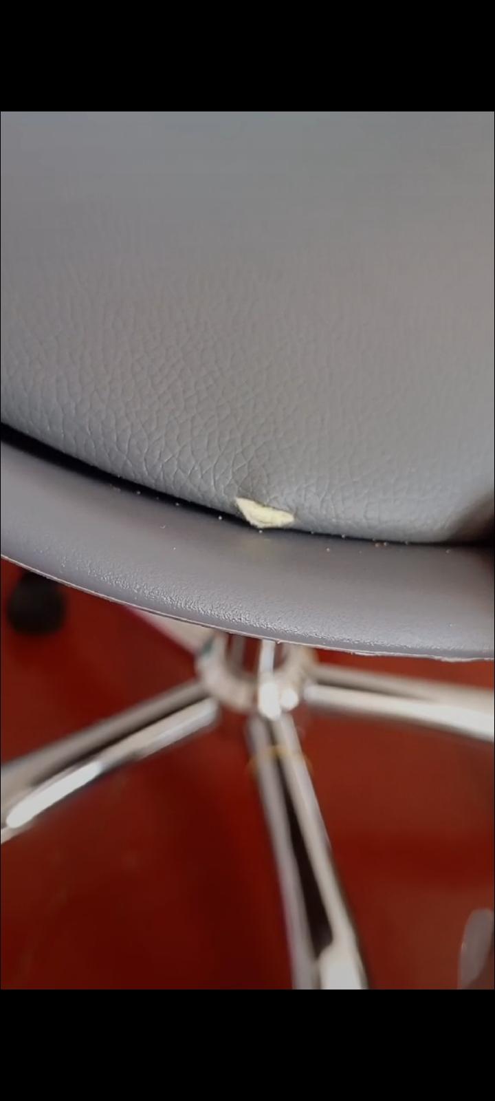 Крісло офісне комп'ютерне Bonro B-487 на колесах Сірий (3537) у реальних умовах використання від користувача Єлизавета.