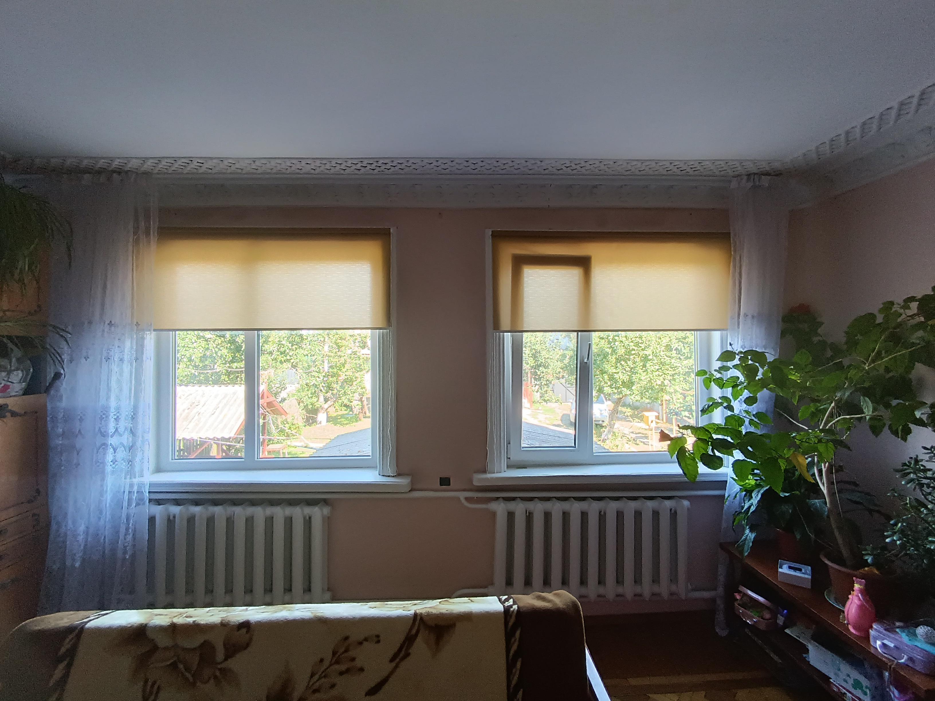 Ролета тканинна NewTex Льон 105х165 см Бежевий (881) у реальних умовах використання від покупця Костянтин.