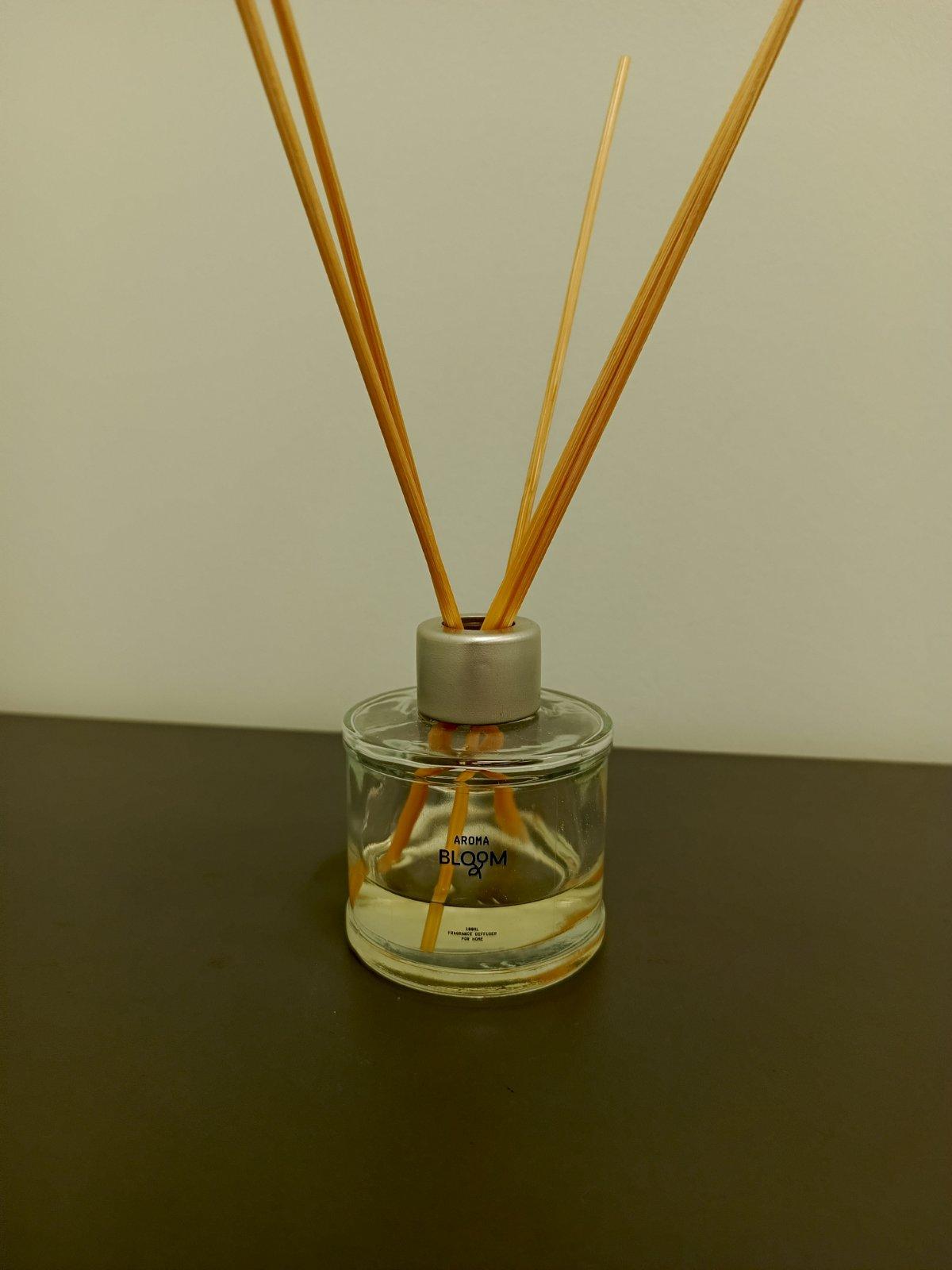 Аромадиффузор Bloom Warm touch 100 мл в реальных условиях использования от покупателя Наталія.
