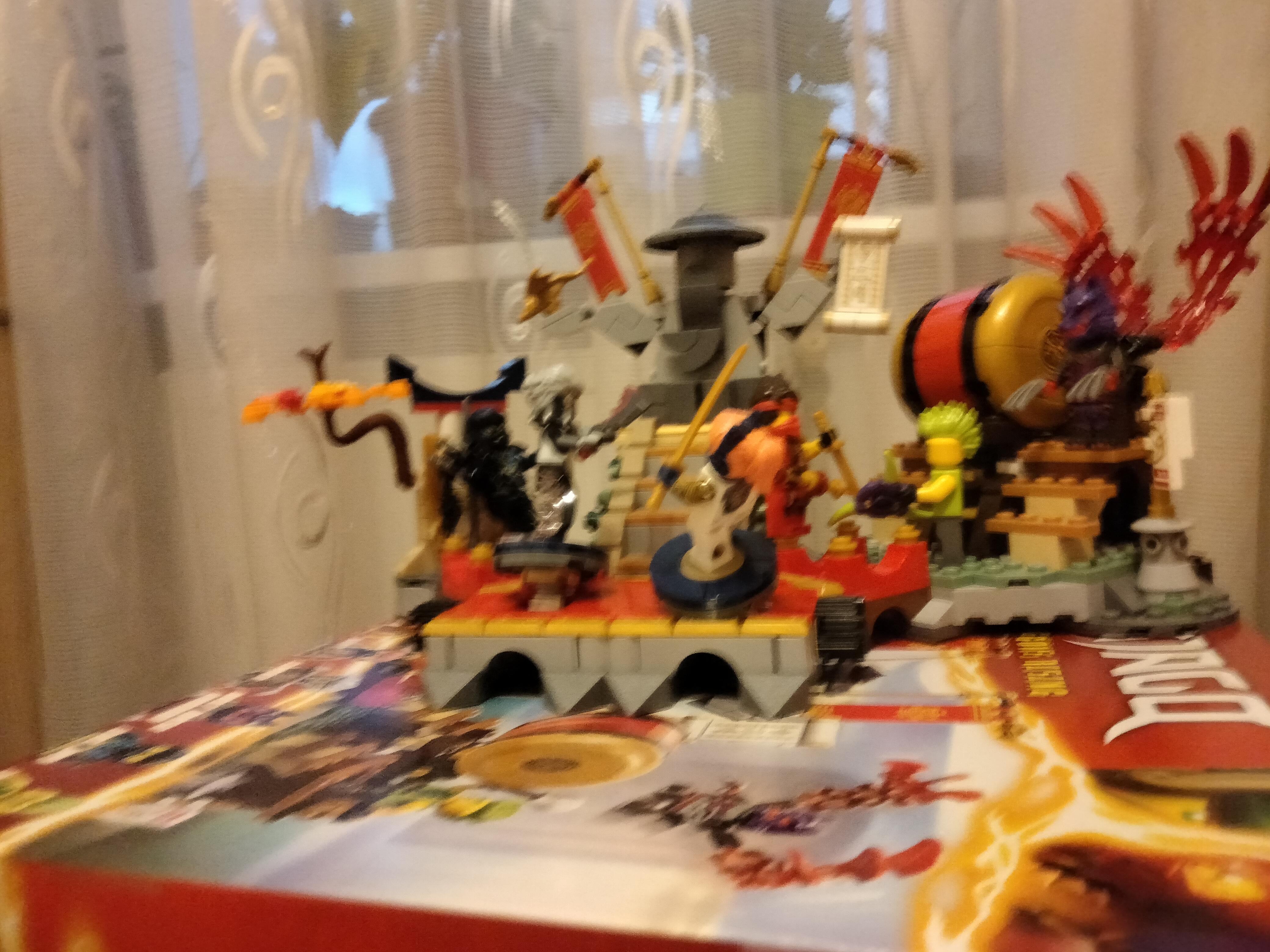 Конструктор LEGO NINJAGO Бойова арена турніру 71818 у реальних умовах використання від користувача Михайло.