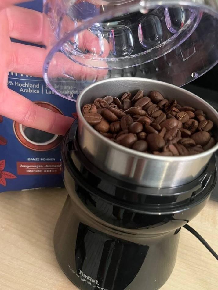 Кофемолка Tefal GT110838 в реальных условиях использования от пользователя Галина Новицька.