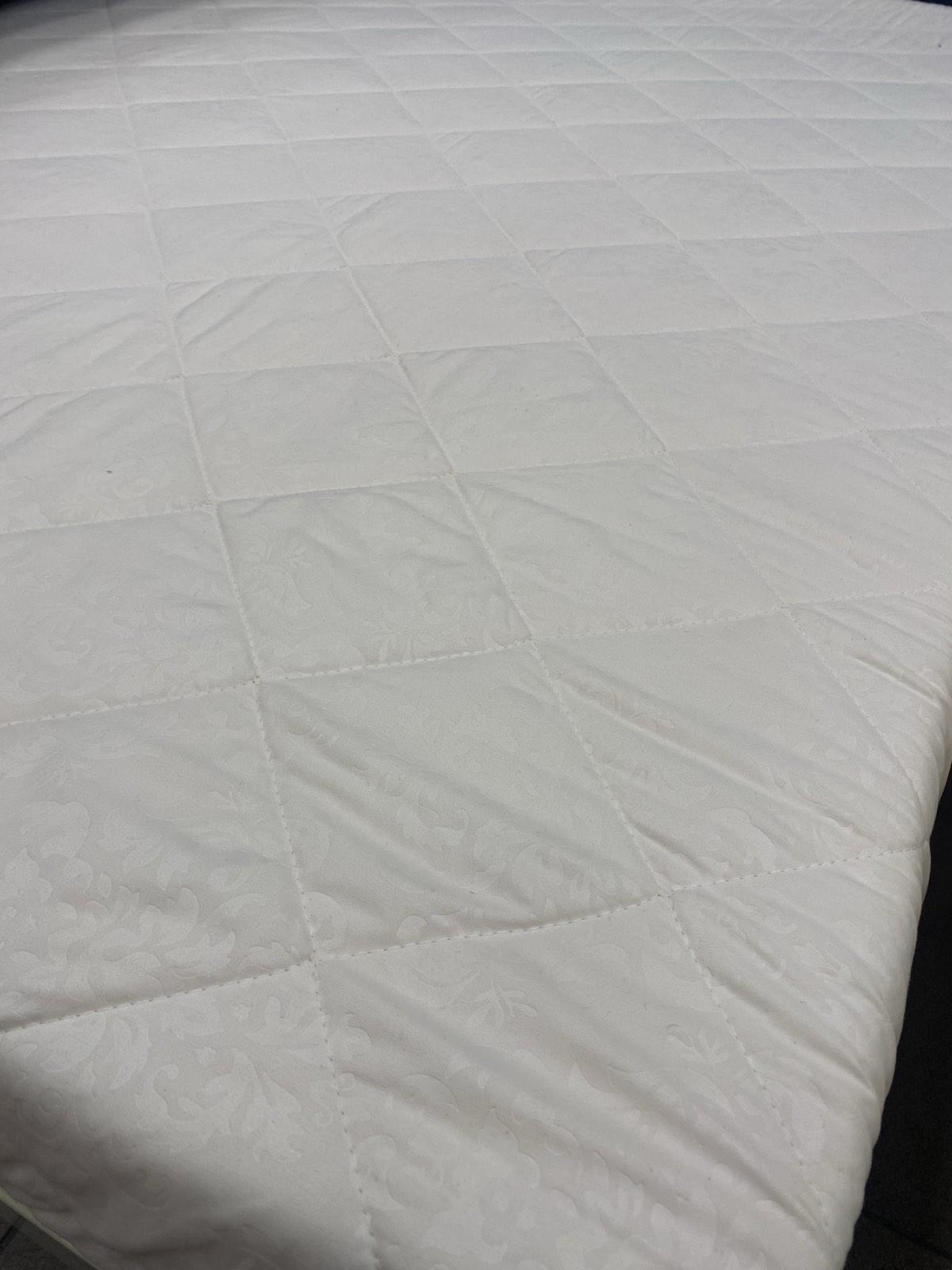 Матрас беспружинный PURPLE High 140x190 см (21110036-140190) в реальных условиях использования от пользователя Юрій  Вашкулат.