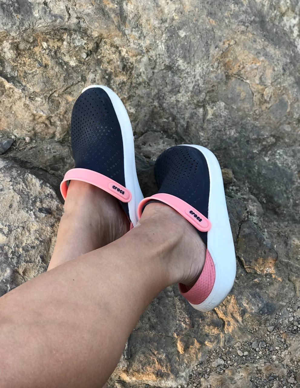 Сабо Crocs LiteRide р. 36 M4W6 Navy/Melon в реальных условиях использования от пользователя Вікторія.