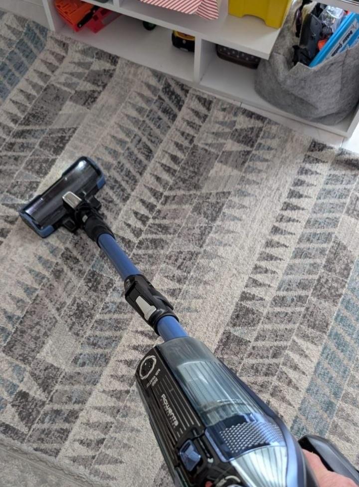 Фото: Пылесос аккумуляторный Rowenta X-Force Flex 12.60 Auto Aqua RH98C0WO, отправлено пользователем Віра Полинець Пылесос аккумуляторный Rowenta X-Force Flex 12.60 Auto Aqua RH98C0WO в реальных условиях использования от пользователя Віра Полинець.