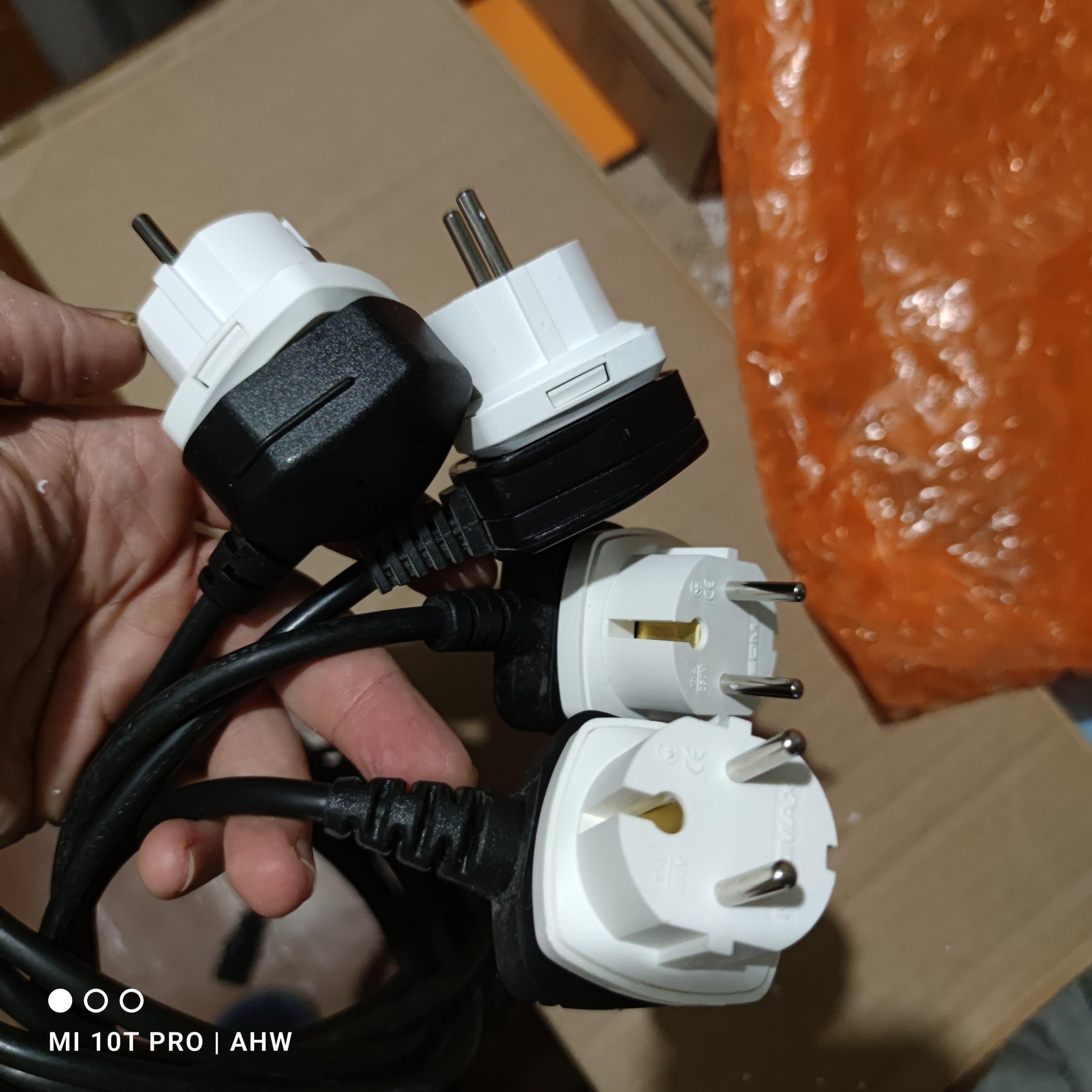 Адаптер Neomax Тип E/F (евро) - Тип G (английская) с заземлением 1 гн. белый NX1029 в реальных условиях использования от пользователя Микола.