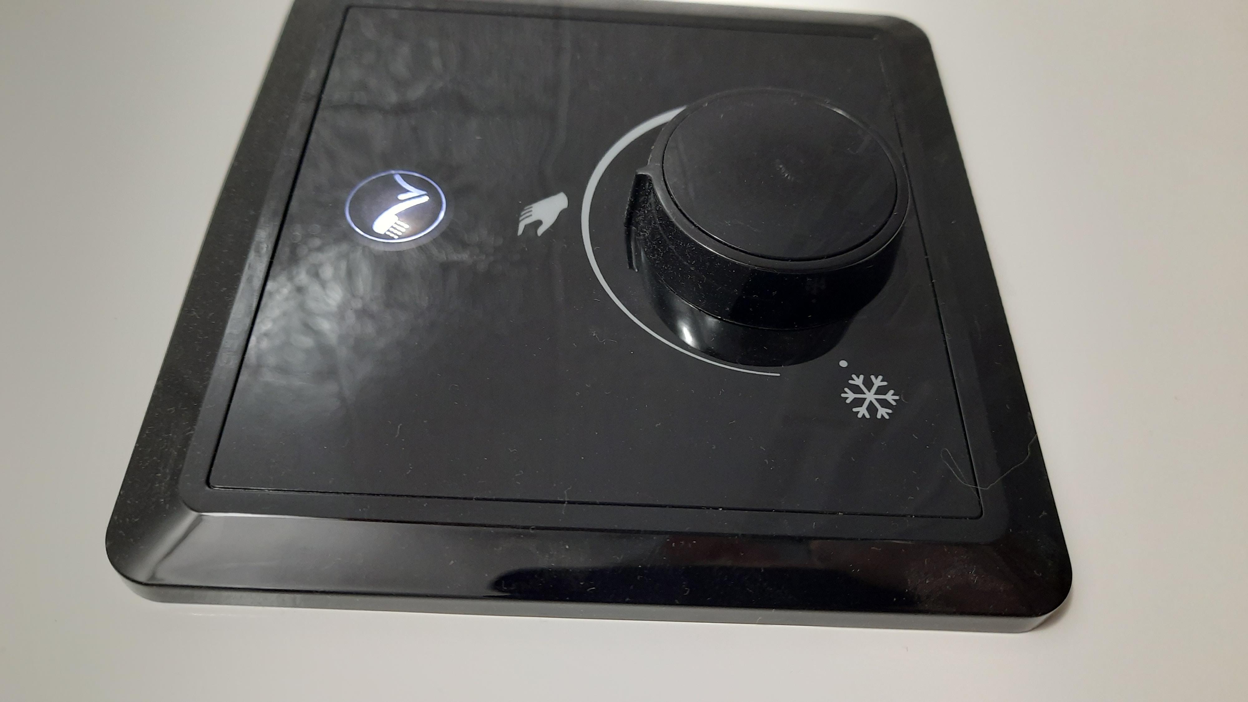 Бойлер Atlantic Vertigo Steatite Essential 50 MP-040 2F 220E-S (1500W) у реальних умовах використання від користувача Андрій.