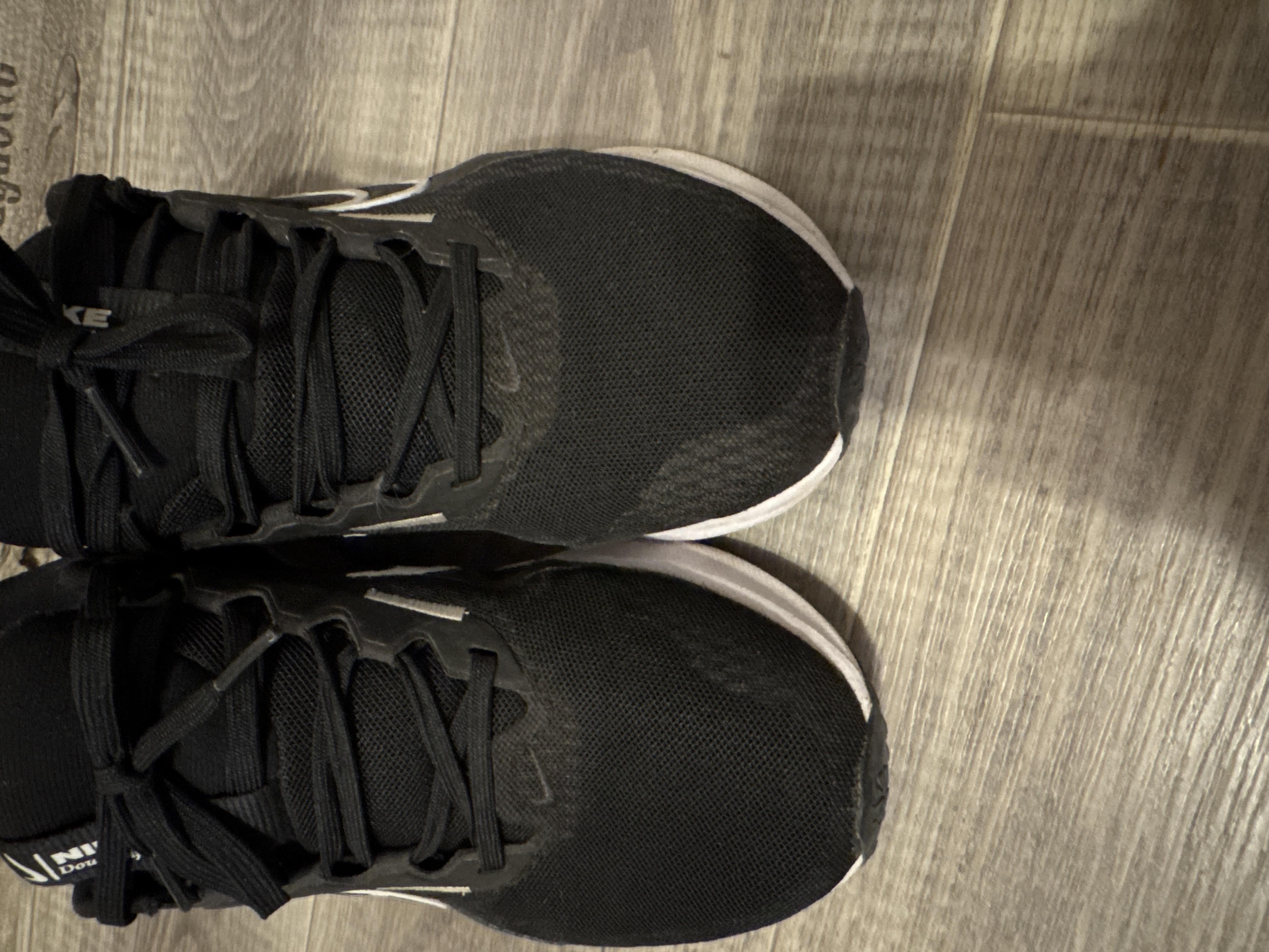 Кроссовки женские Nike W DOWNSHIFTER 13 FD6476-001 р.38 черно-белые в реальных условиях использования от пользователя Натали.