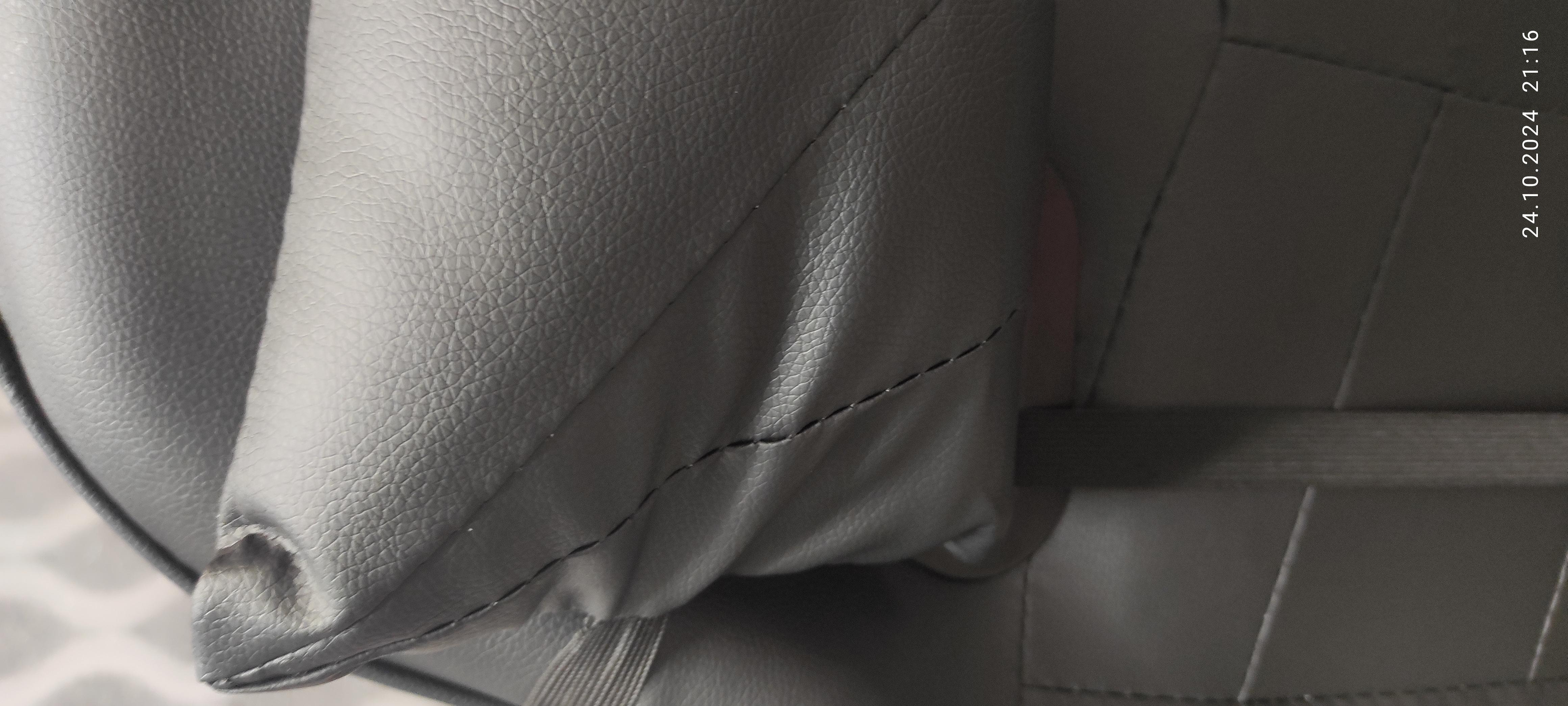 Кресло игровое для офиса и дома 4Points GT с подушками и подставкой для ног Черный (40041) в реальных условиях использования от покупателя Наталя.