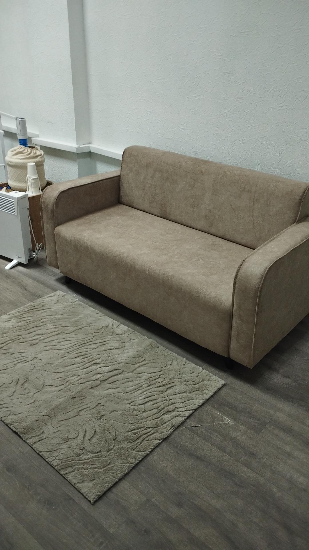 Диван офісний Tobi Sho Тайм з підлокітниками велюр Крокус 1460х680х770 мм Морська хвиля (Морська хвиля/88) у реальних умовах використання від покупця Аліна.