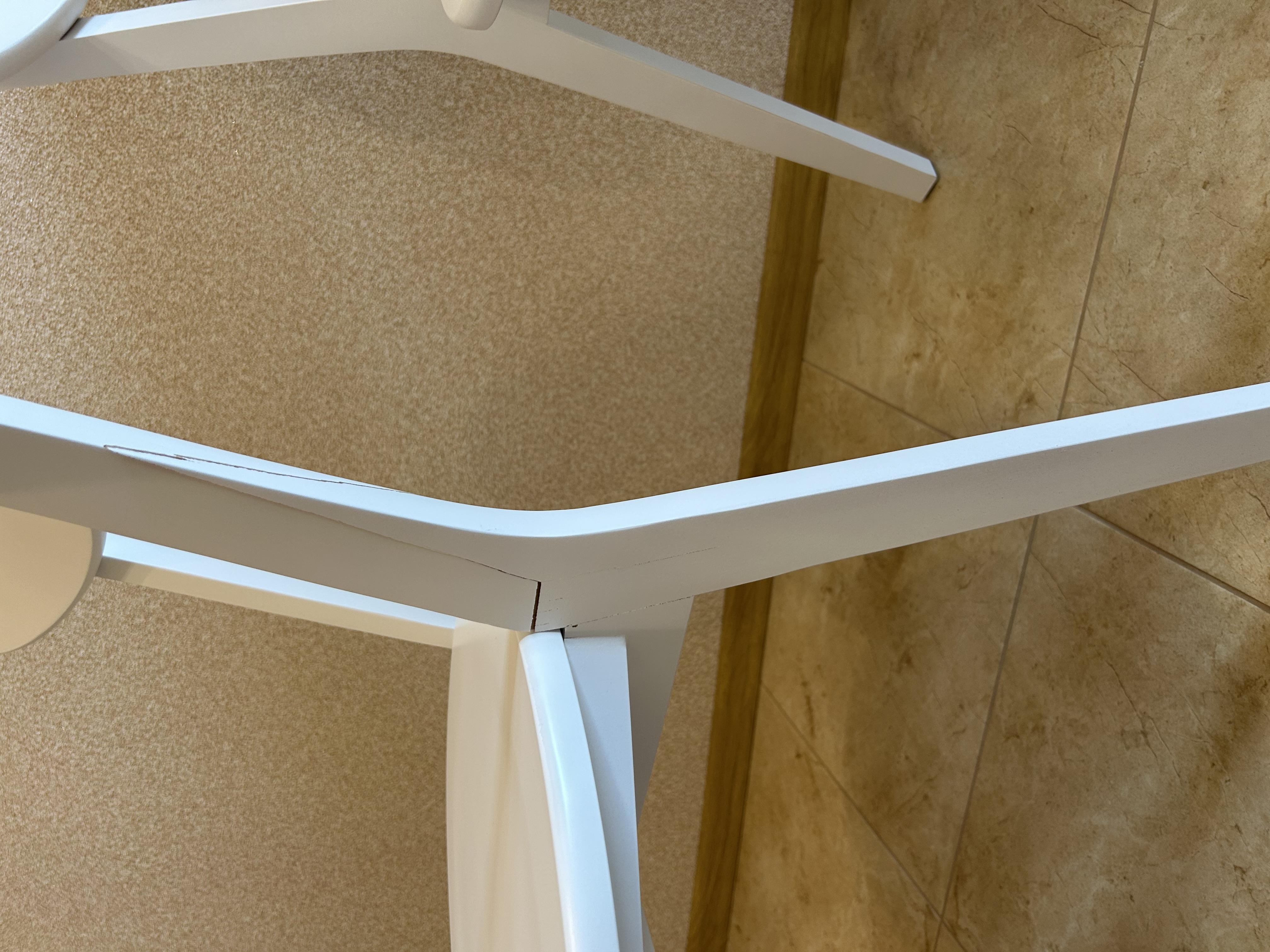 Фото: Стілець обідній Скіф МП Дана-МВ /білий, надіслане покупцем Марʼяна Стілець обідній Скіф МП Дана-МВ /білий у реальних умовах використання від покупця Марʼяна.