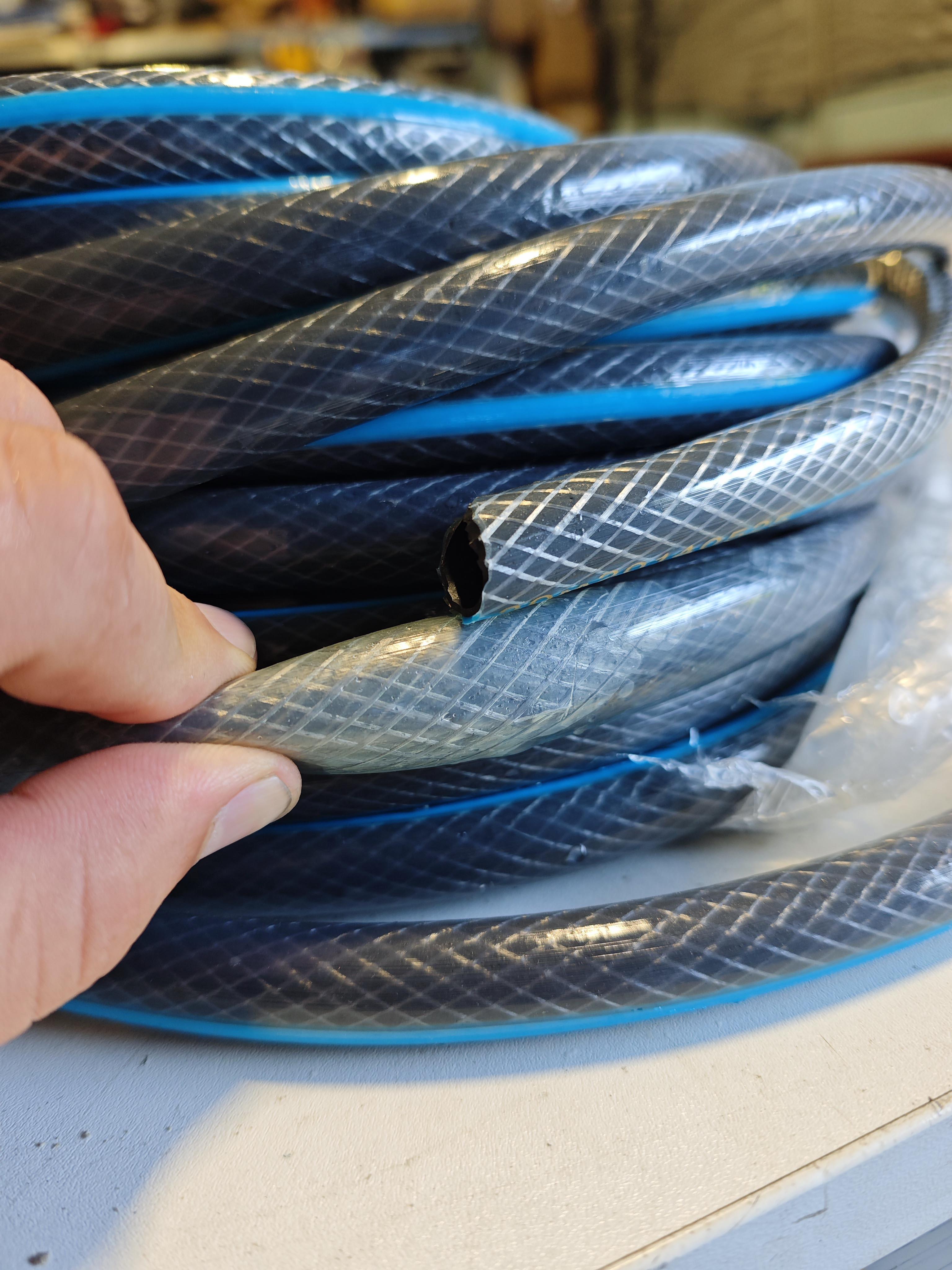 Шланг для поливу Klever 1/2" 20 м у реальних умовах використання від покупця Александр.