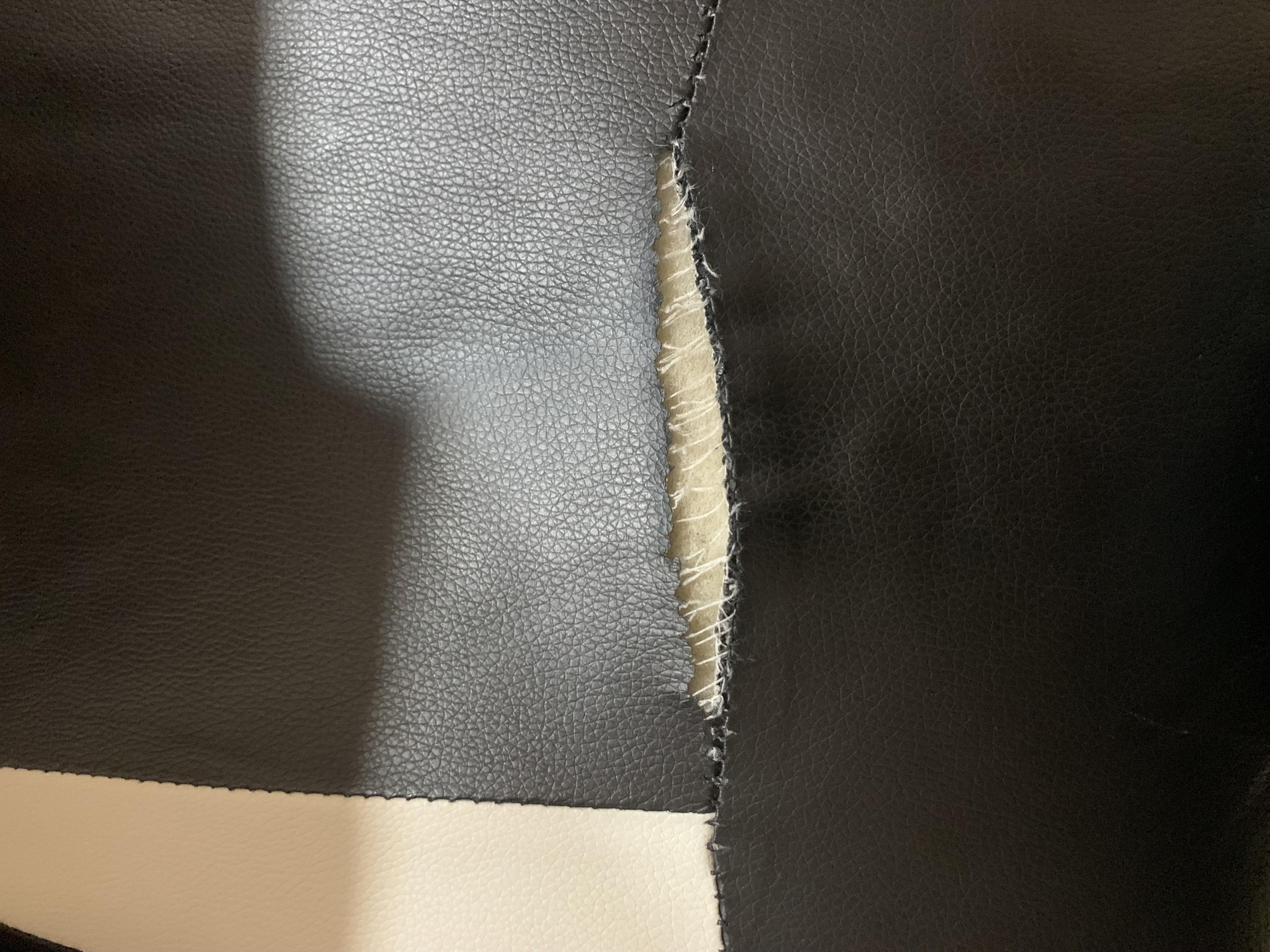 Фото: Комп‘ютерне крісло Extreme GT Блакитний, надіслане покупцем Олена Комп‘ютерне крісло Extreme GT Блакитний у реальних умовах використання від покупця Олена.