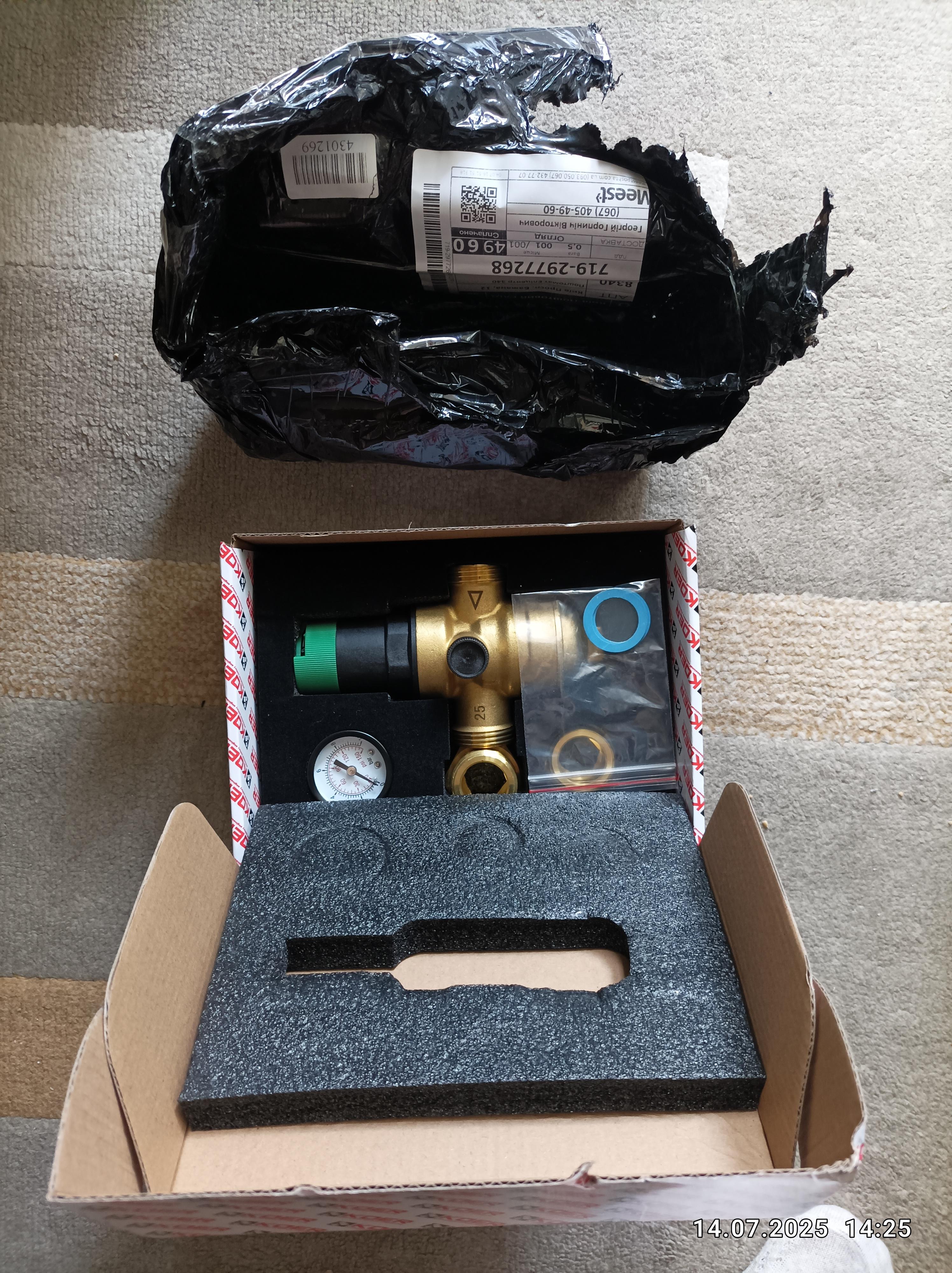 Редуктор давления Koer KR.1241 с фильтром тонкой очисткой и манометром 1" (KR3183) в реальных условиях использования от покупателя Георгій Вікторович.