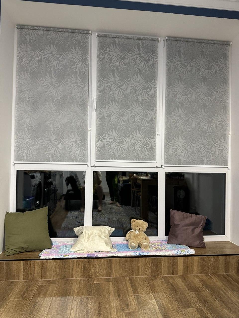 Фото: Ролета міні Gardinia Балі 65x170 см сіра, надіслане користувачем Людмила Ролета міні Gardinia Балі 65x170 см сіра у реальних умовах використання від користувача Людмила.