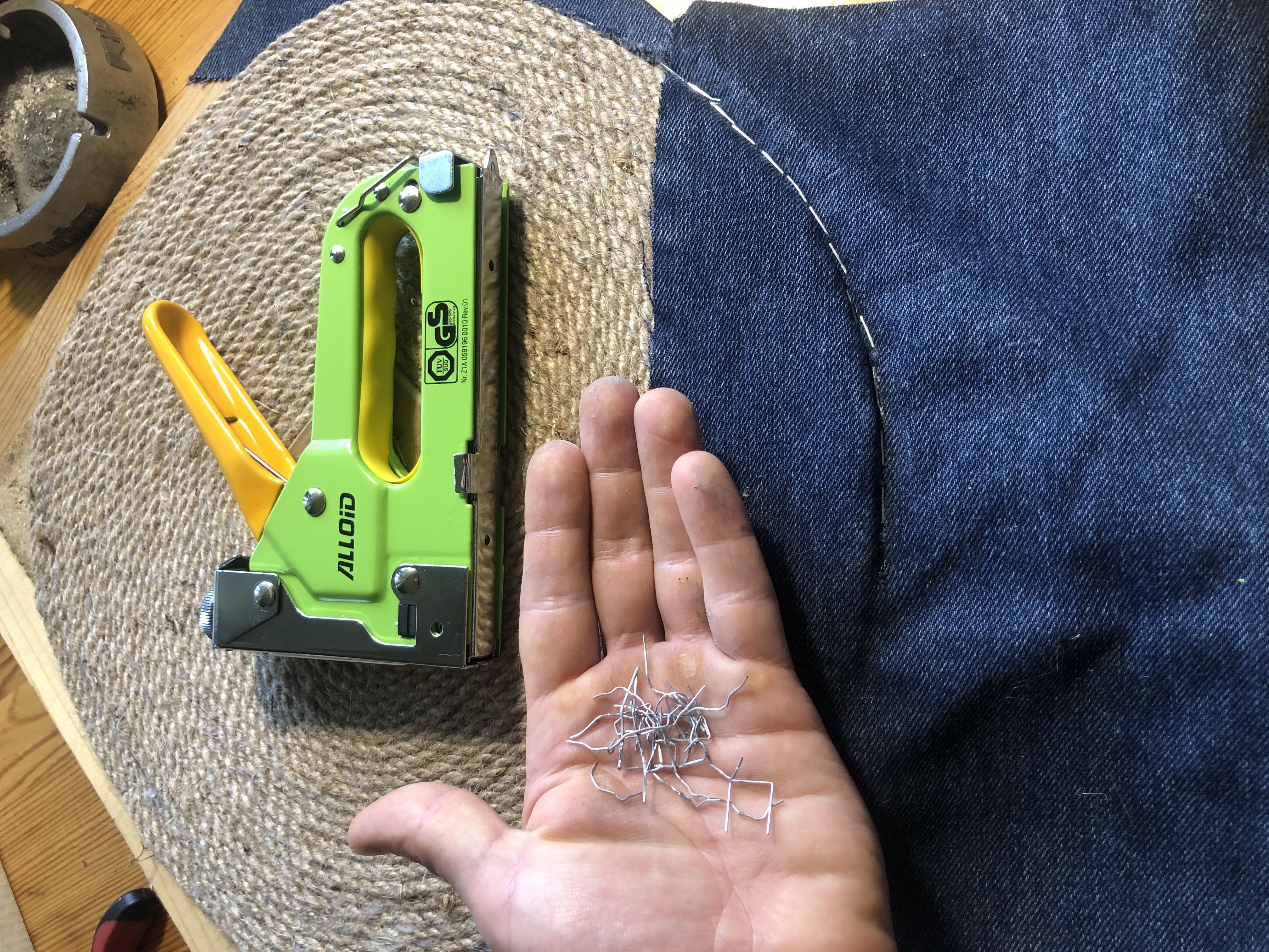 Степлер Alloid 50032 SG-41401 в реальных условиях использования от пользователя Антон Желяпов.