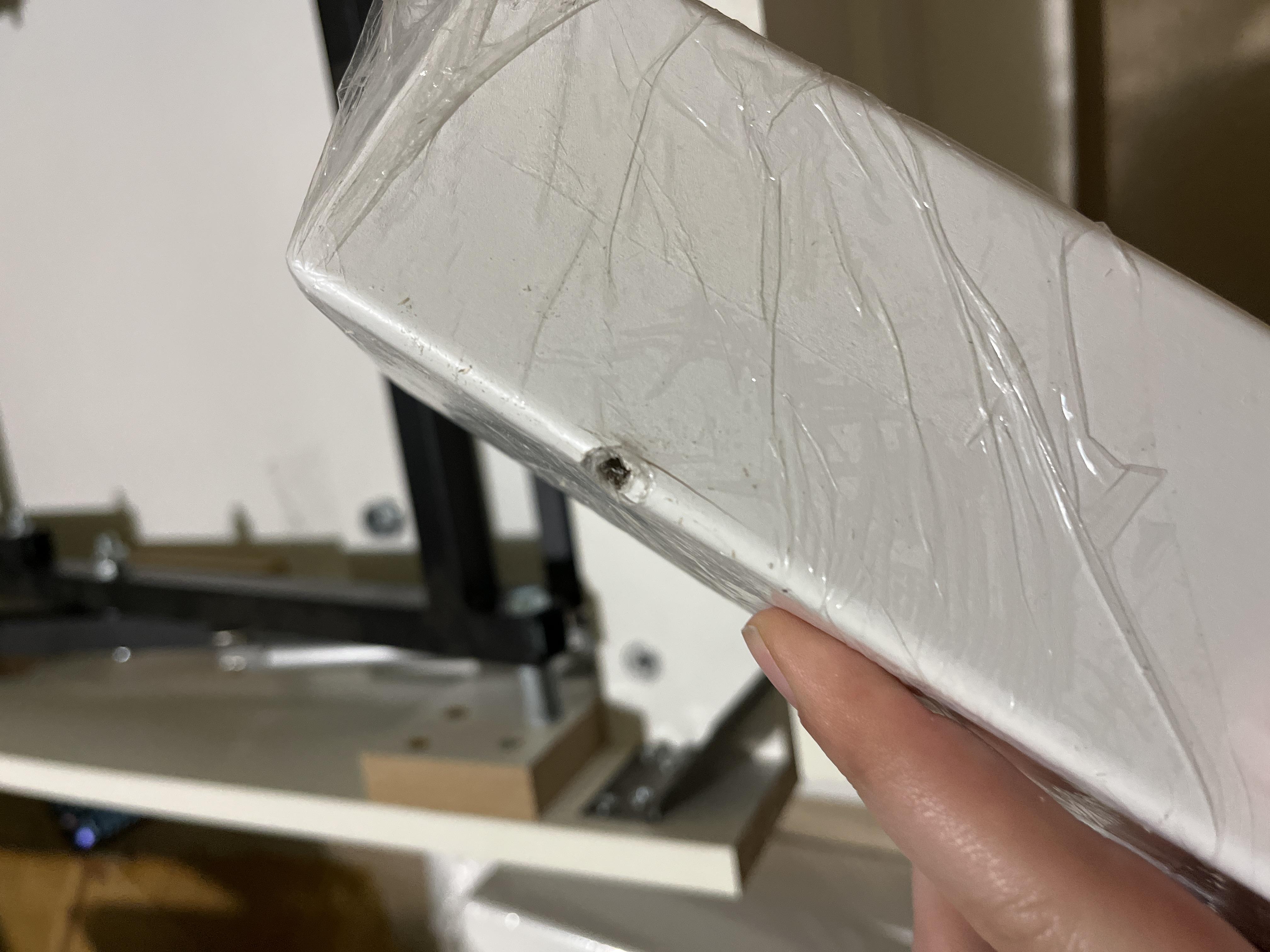 Стіл-трансформер ФЛАЙ білий у реальних умовах використання від покупця Алина.