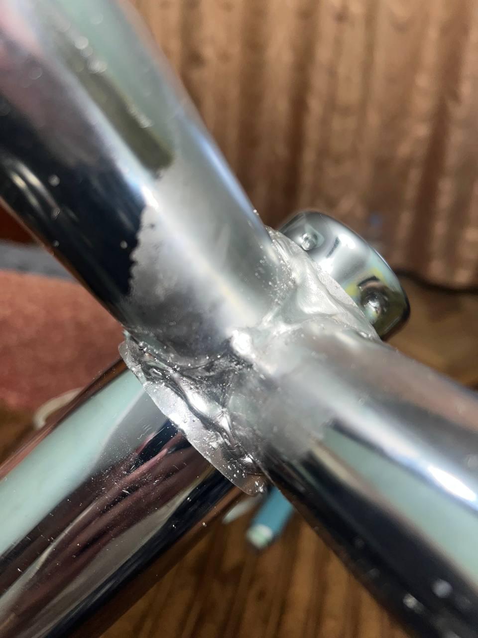 Крісло офісне комп'ютерне Bonro B-6200 Чорний (4260) у реальних умовах використання від покупця Владислав.