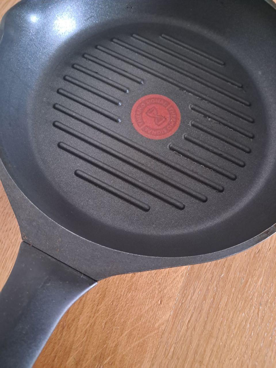 Сковорода-гриль Tefal Robusto 26 см E2494044 в реальных условиях использования от пользователя Олена Леник.