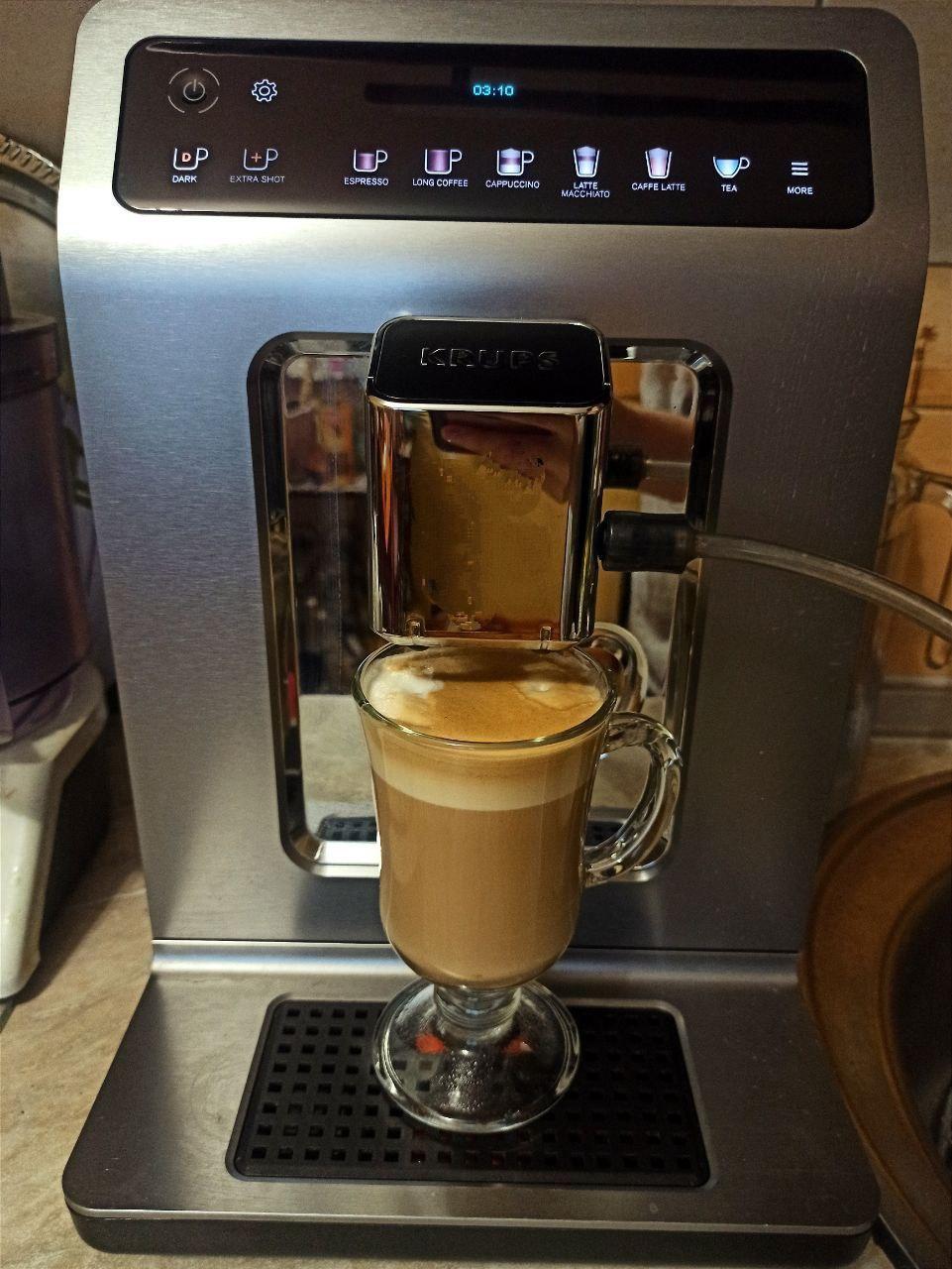 Кофемашина Krups Evidence EA891D10 в реальных условиях использования от пользователя Душник Тетяна.