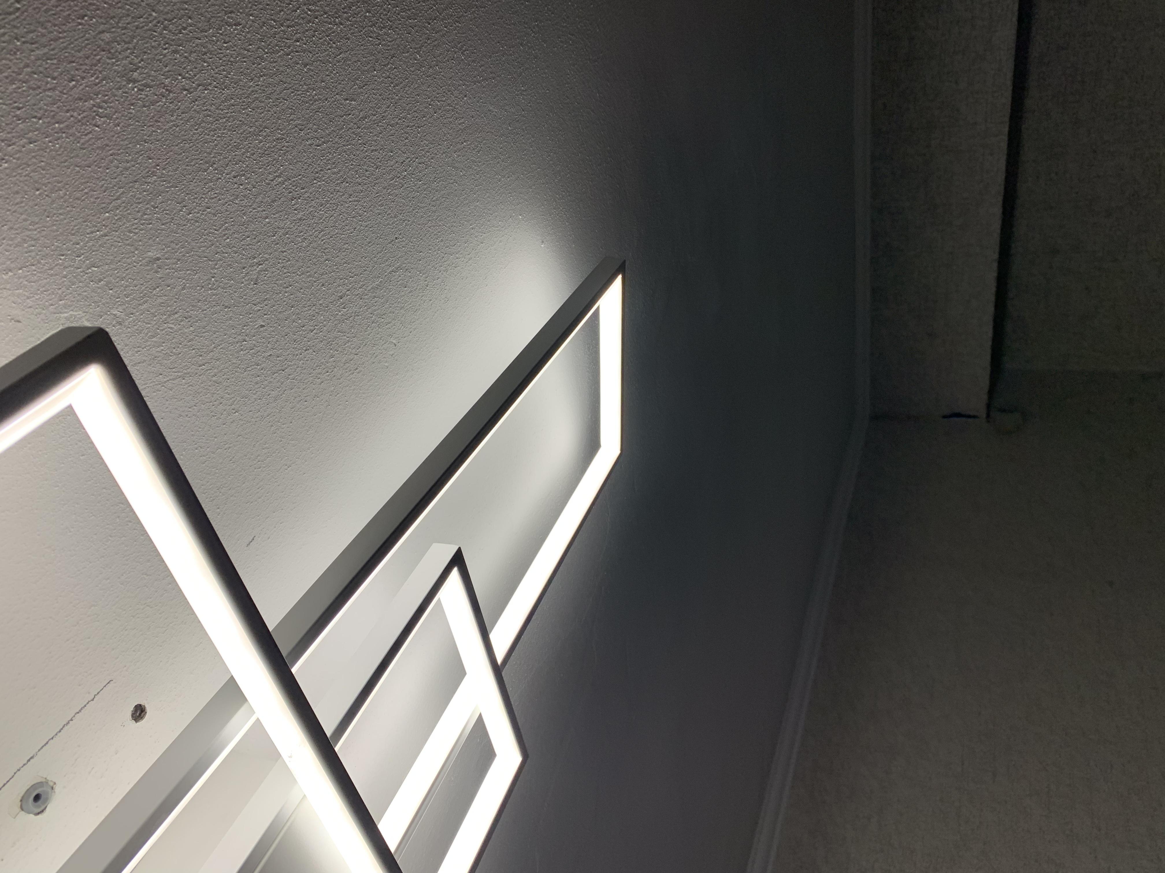 Фото: Люстра смарт светодиодная ESLLSE SVEN 3S 125 Вт 1100x600x80 мм Белый, отправлено покупателем Віталій Люстра смарт светодиодная ESLLSE SVEN 3S 125 Вт 1100x600x80 мм Белый в реальных условиях использования от покупателя Віталій.