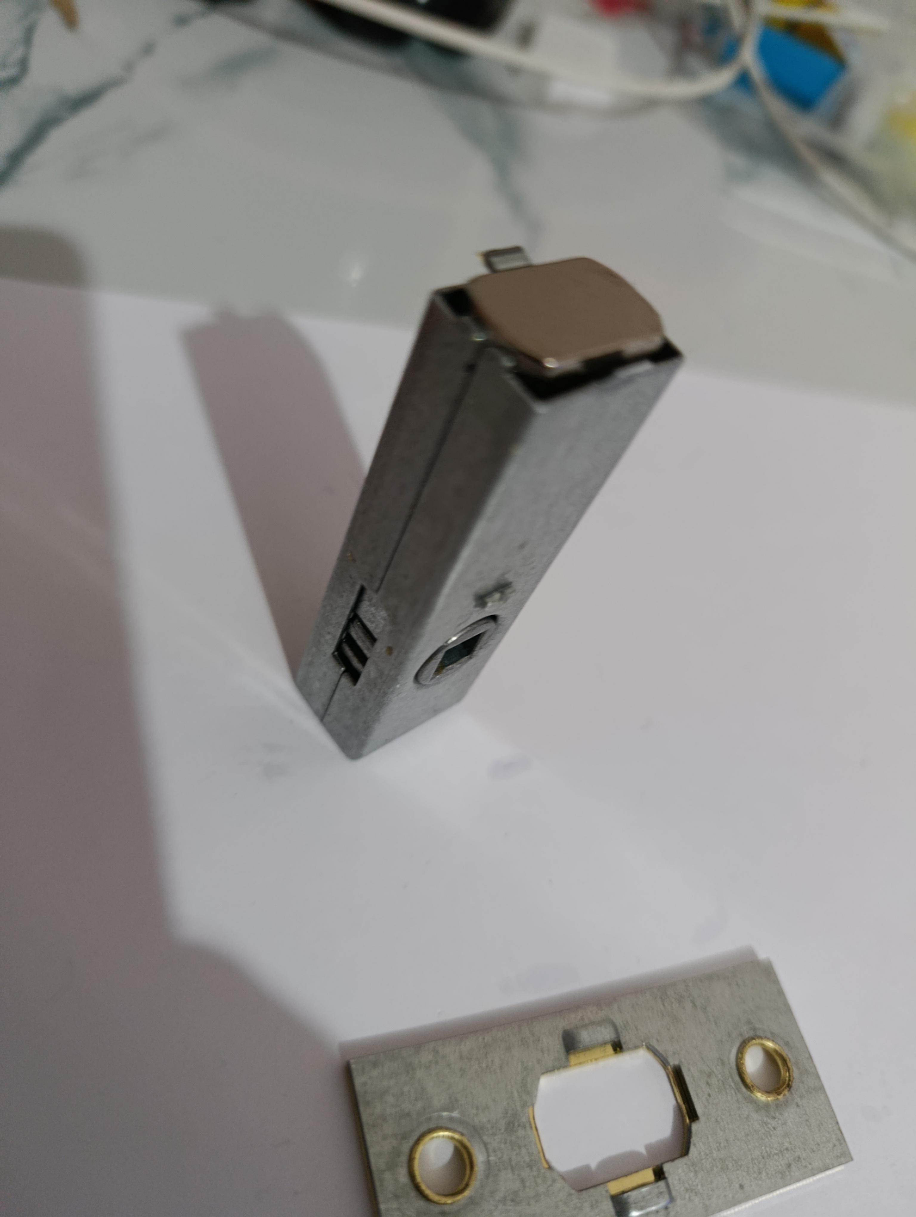 Защіпка дверна MVM WC-100 AB стара бронза у реальних умовах використання від користувача Олександр.