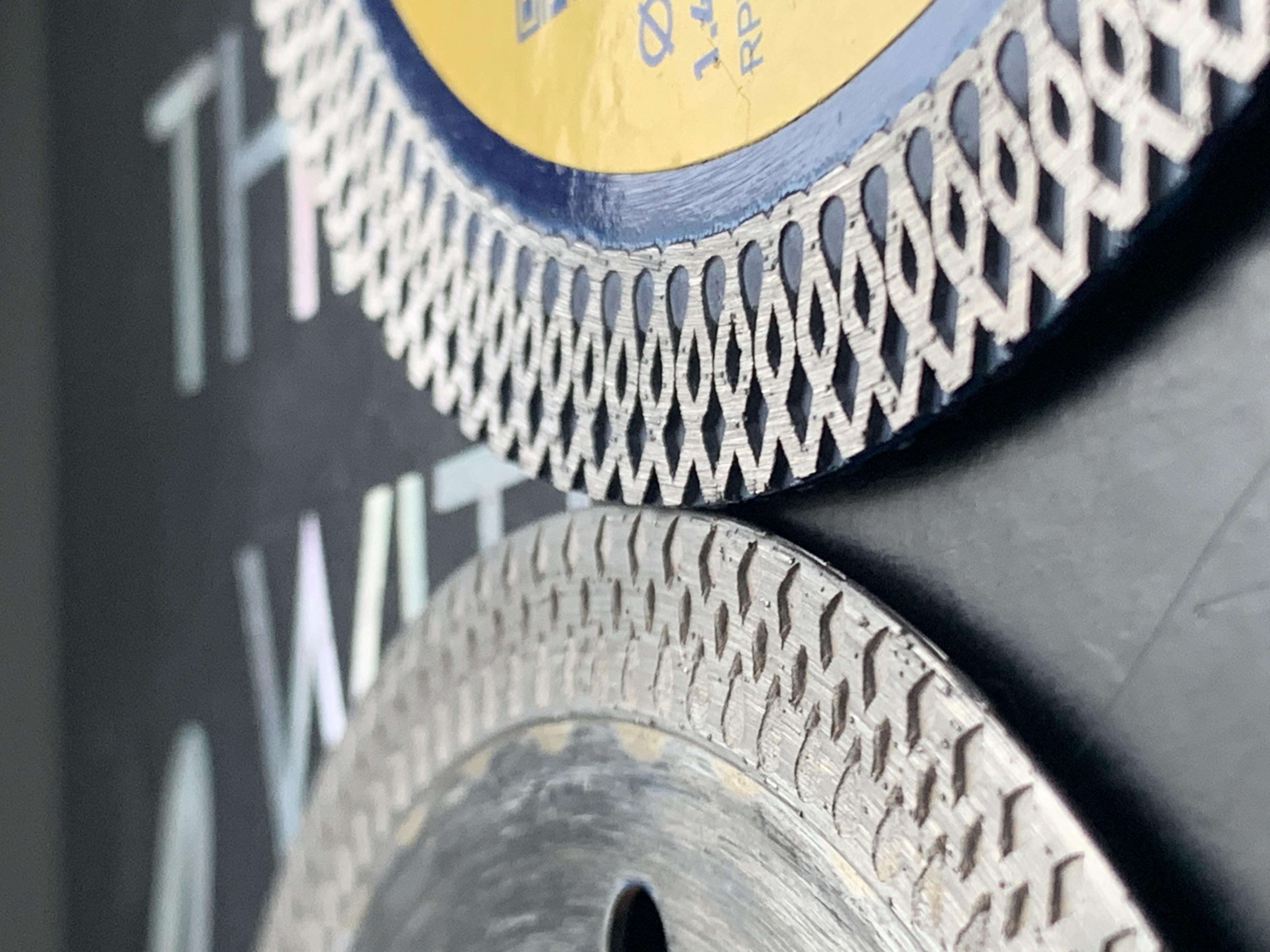 Фото: Диск відрізний алмазний Kubis KERAMIK PRO 125х22,2 мм 1,4х10 мм (07-04-3125), надіслане користувачем Ростислав Диск відрізний алмазний Kubis KERAMIK PRO 125х22,2 мм 1,4х10 мм (07-04-3125) у реальних умовах використання від користувача Ростислав.