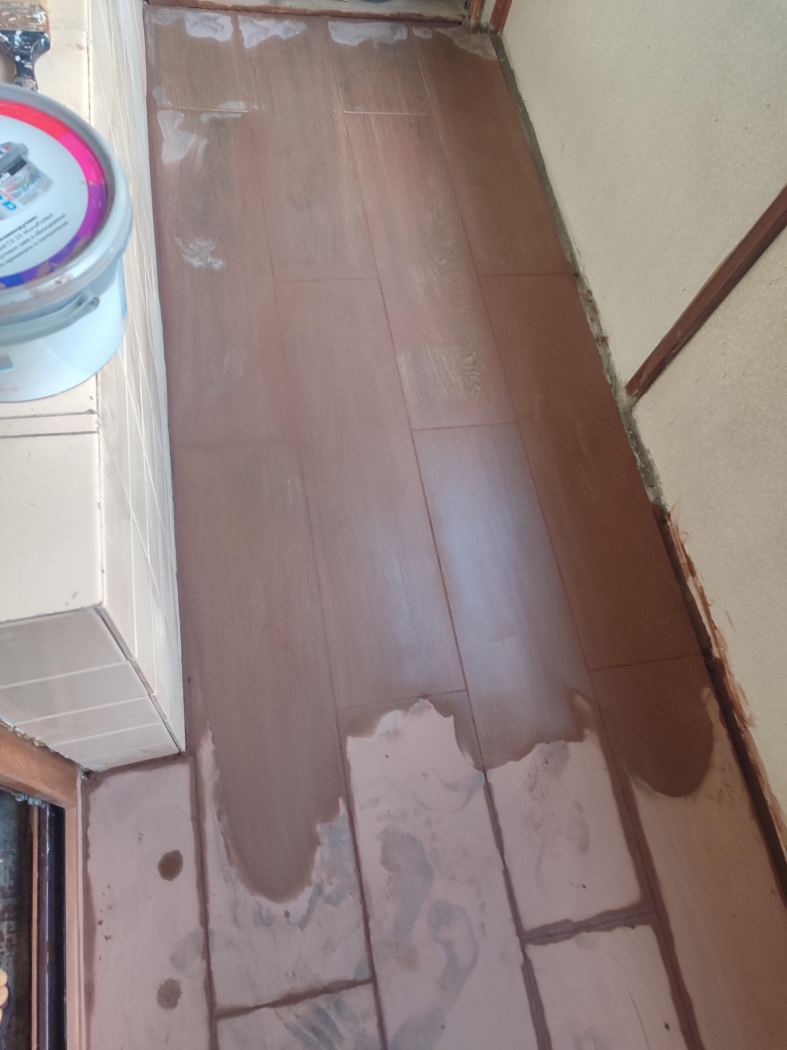 Затирка для плитки Ceresit CE 43 GRAND'ELIT 2 кг багама в реальных условиях использования от пользователя Вадим.