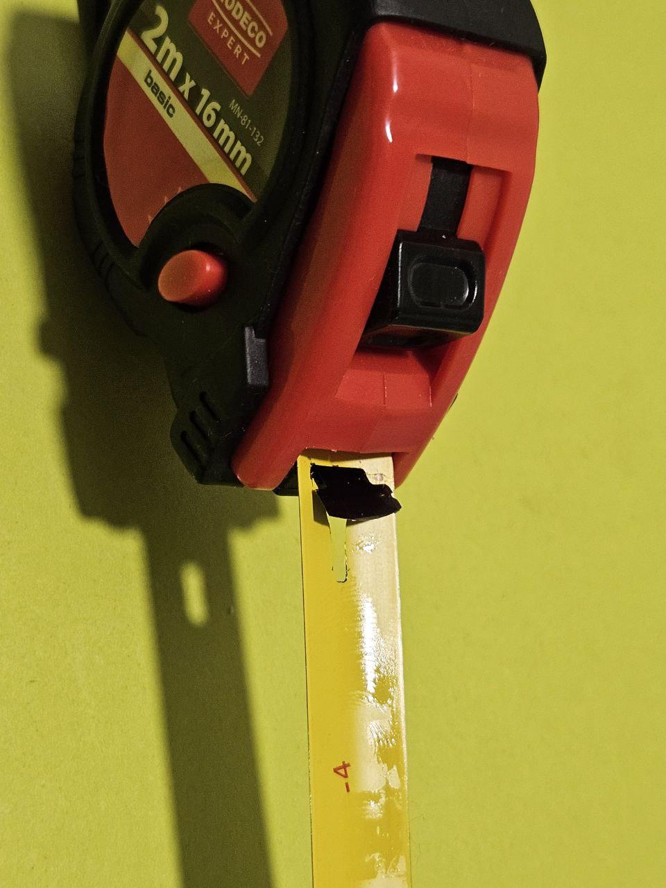 Рулетка Modeco MN-81-132 2 м x 16 мм в реальных условиях использования от покупателя Сергій.