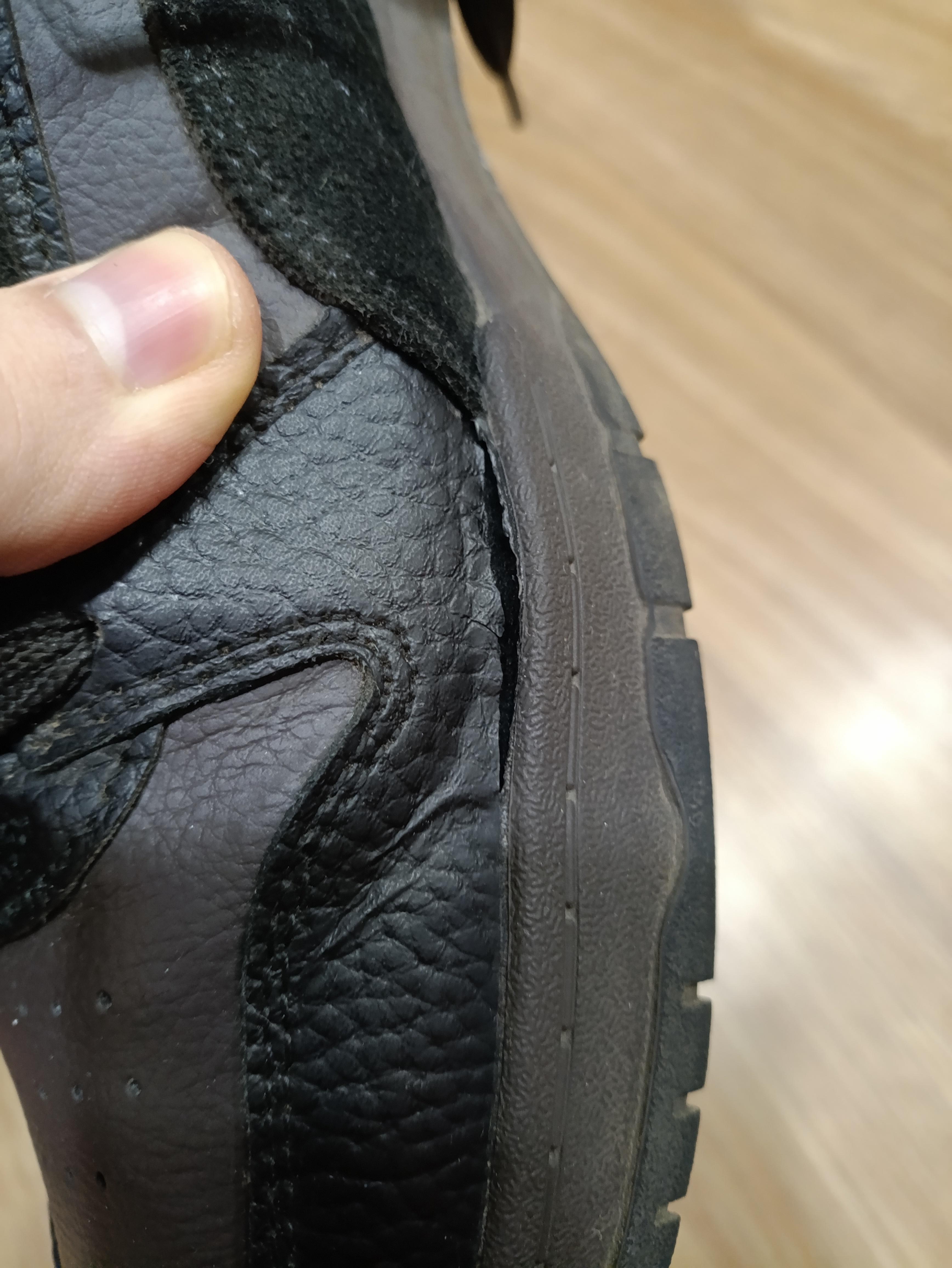 Черевики Puma RBD GAME WTR 38760407 р.44 чорний у реальних умовах використання від покупця Микита.