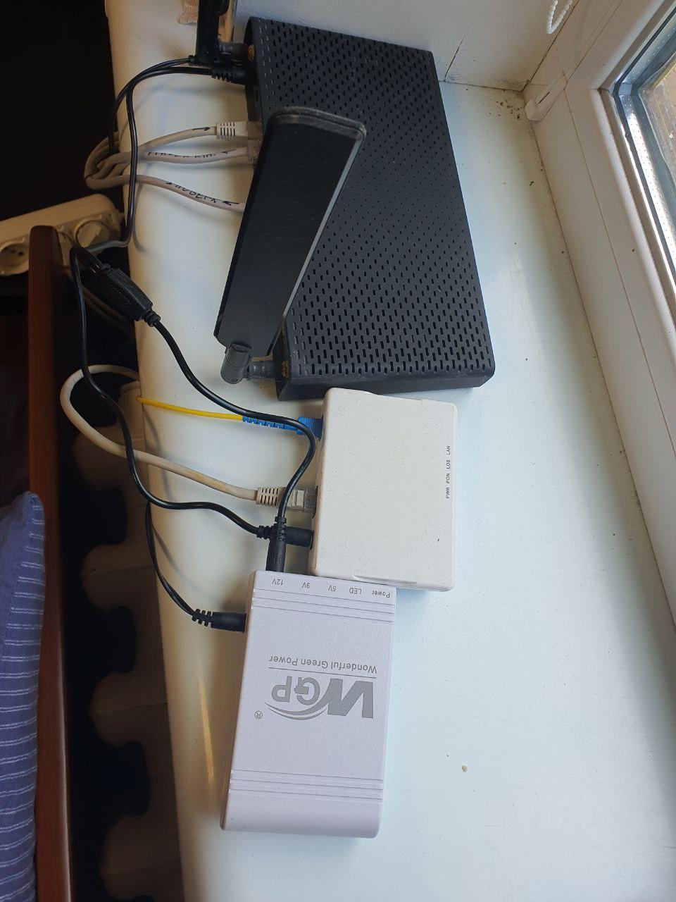 Повербанк для роутера WGP Mini DC UPS 5-12V WGP103-5912 10400 mAh White (20699915) у реальних умовах використання від користувача Дмитро Пінчук.