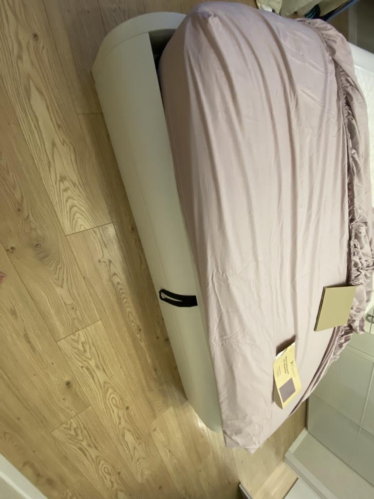 Фото: Простынь на резинке Моно 140x200 см пудровый, отправлено покупателем Ольга Простынь на резинке Моно 140x200 см пудровый в реальных условиях использования от покупателя Ольга.