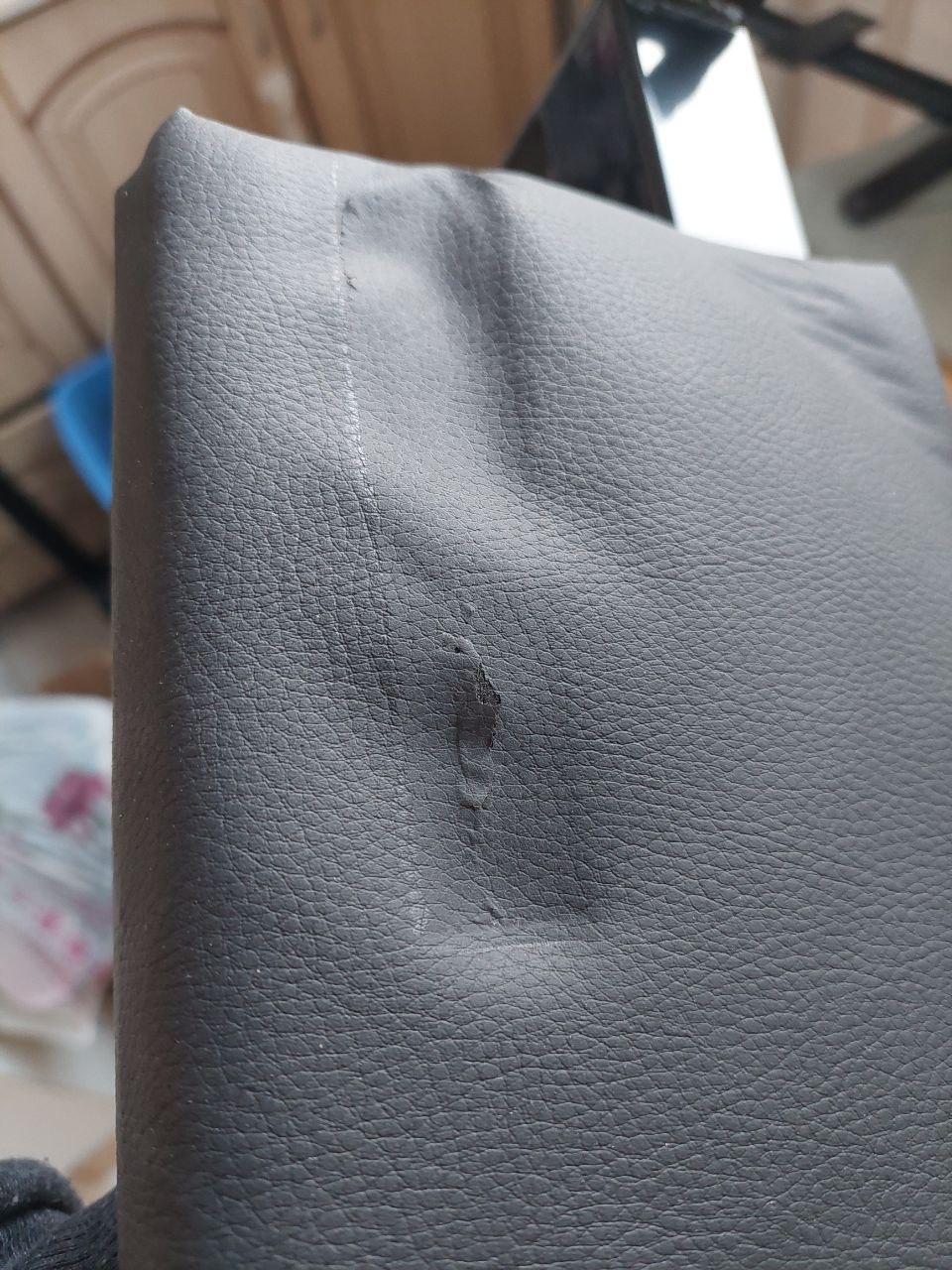 Тренажер турнік з підйомними брусами Newt Iron Pro 4в1 з м’якими ручками Чорний (NE-TR-5B) у реальних умовах використання від користувача Дмитро.