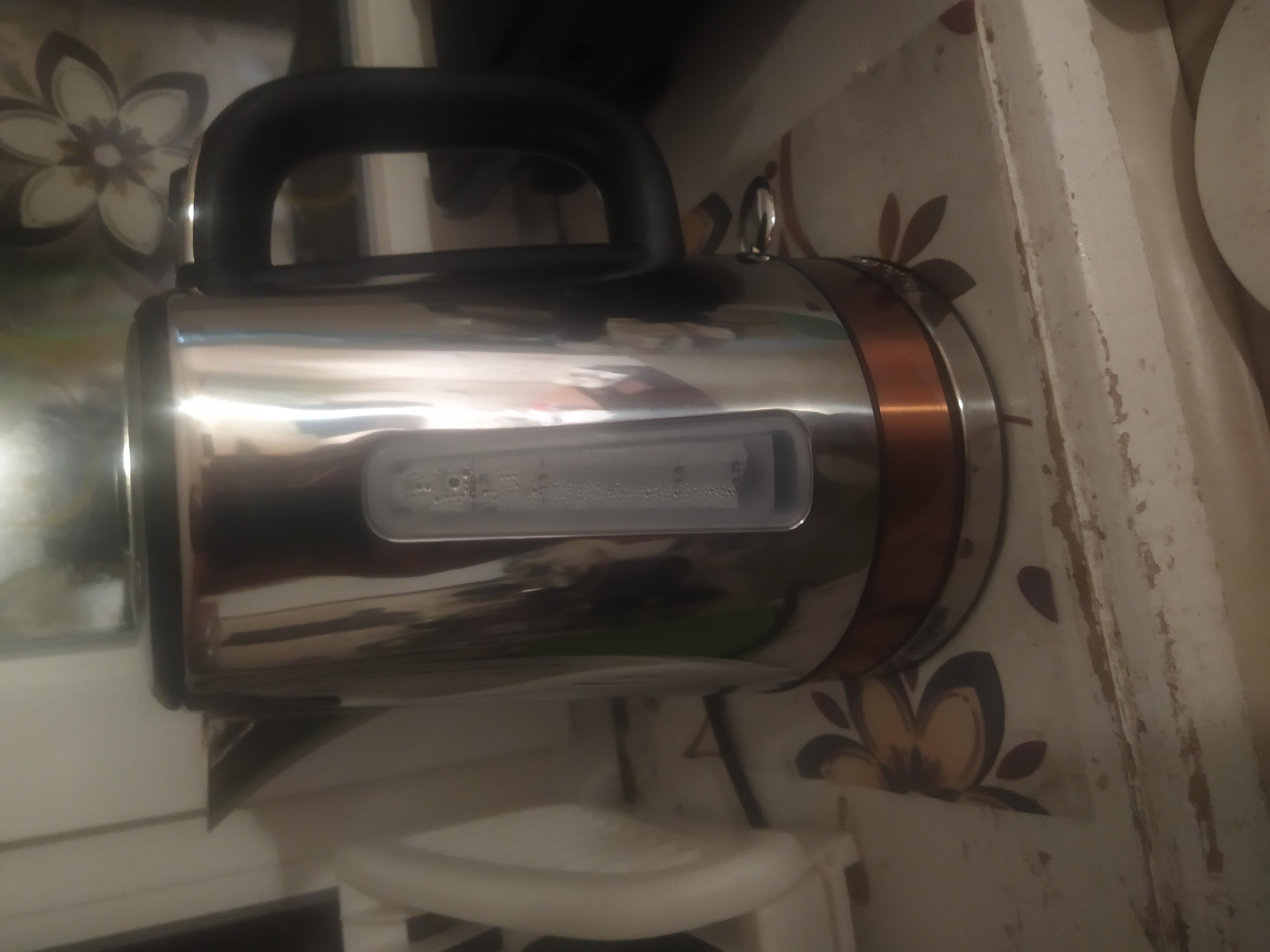 Електрочайник Russell Hobbs Luna Copper 24280-70 у реальних умовах використання від користувача Віра Лисенко.