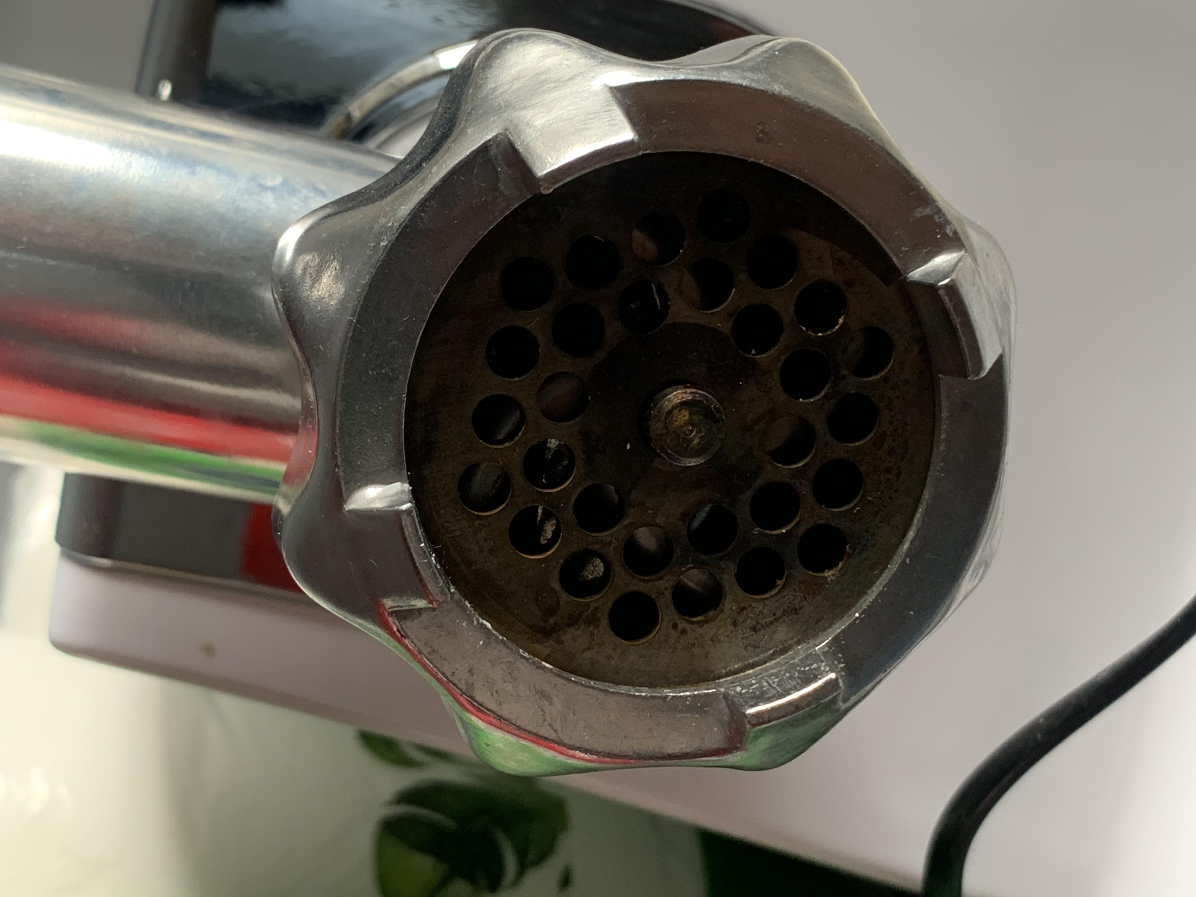 Фото: М'ясорубка ARDESTO MGA-1750R, надіслане покупцем Володимир М'ясорубка ARDESTO MGA-1750R у реальних умовах використання від покупця Володимир.