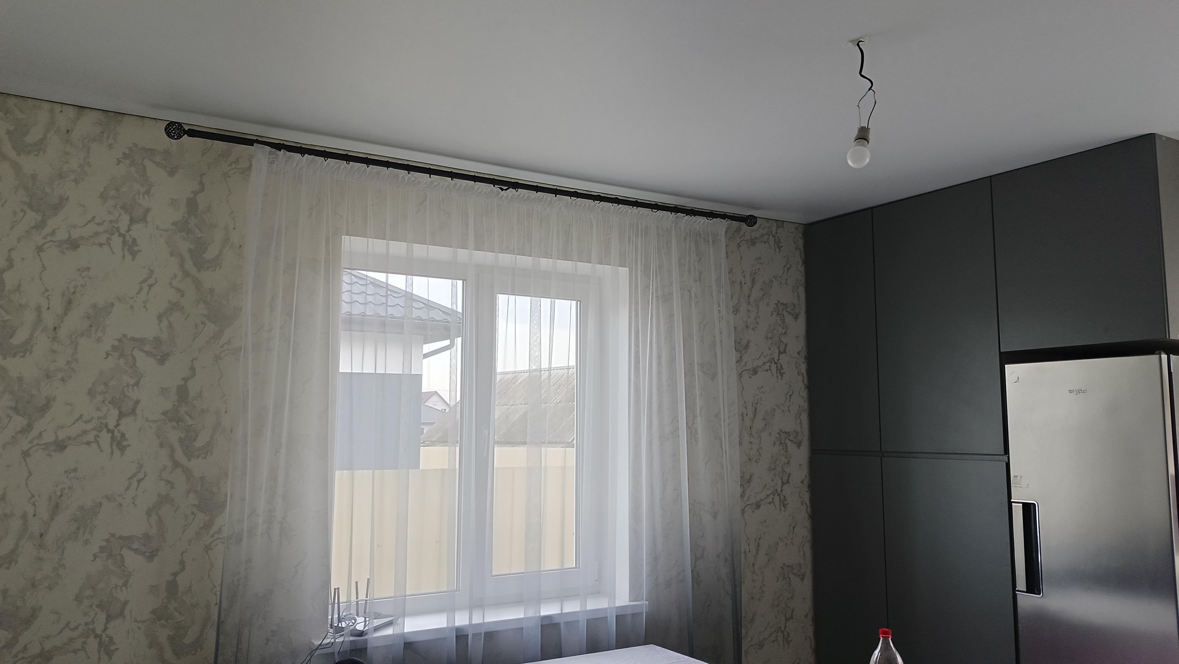 Карниз металлический Orvit Савона однорядный открытый/гладкая труба/кольцо металлическое Черный Бархат 25 мм 240 см (00-00018184) в реальных условиях использования от покупателя Анна.