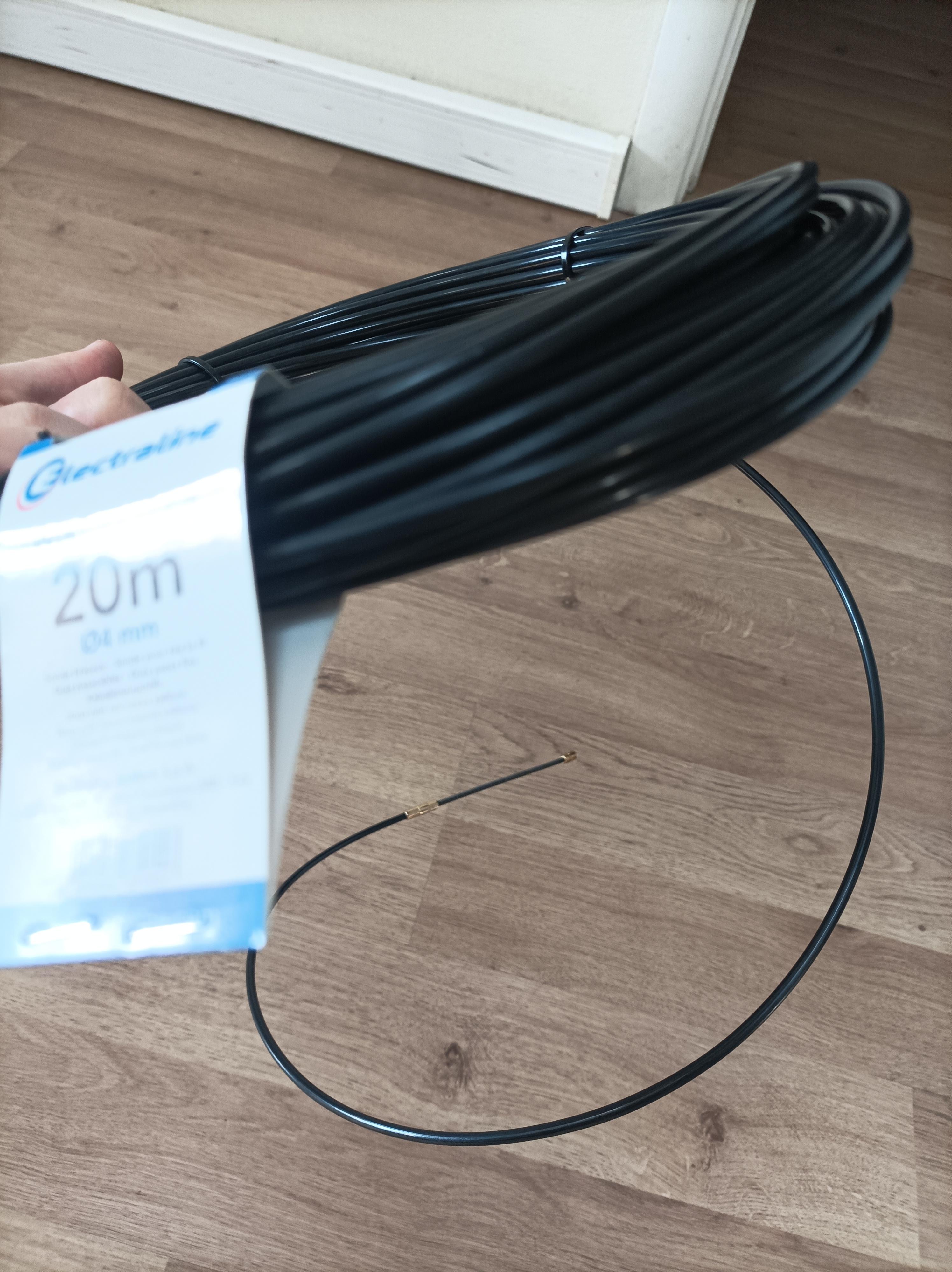 Фото: Протяжка для кабелю Electraline 20 м чорна, надіслане покупцем Владимир Протяжка для кабелю Electraline 20 м чорна у реальних умовах використання від покупця Владимир.