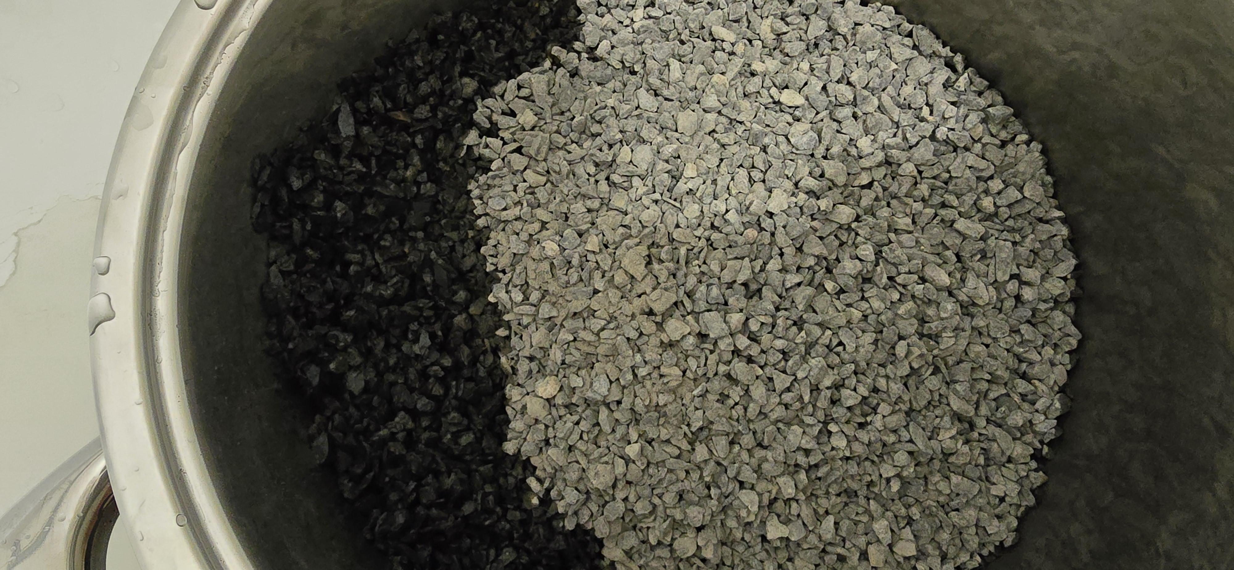 Грунт Aquael базальтовый черный 2-4 мм 2 кг 114040 в реальных условиях использования от покупателя Светлана.