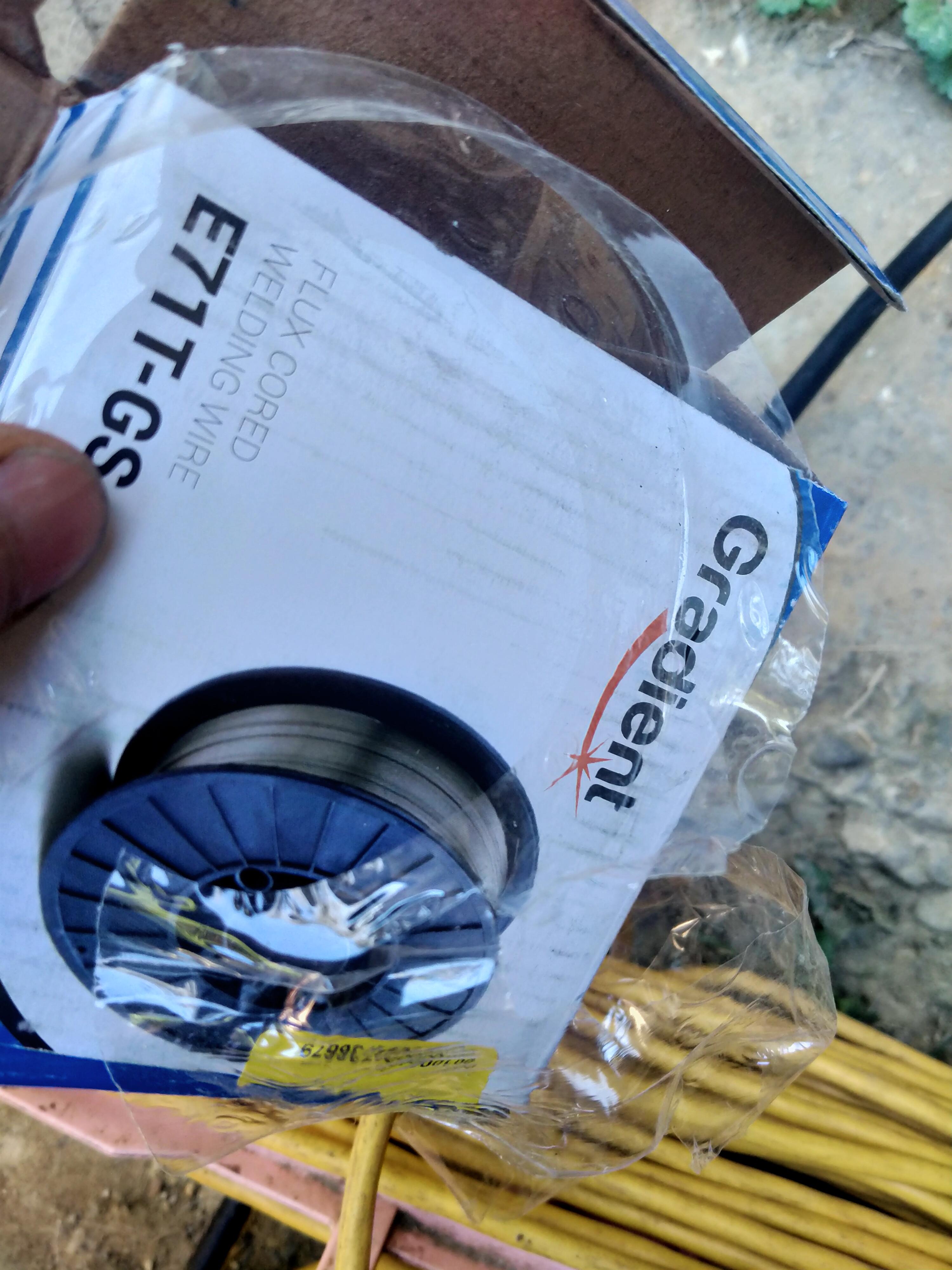 Фото: Проволока сварочная флюсовая Gradient E71T-GS 0,8 мм 0,45 кг, отправлено пользователем Евгений Проволока сварочная флюсовая Gradient E71T-GS 0,8 мм 0,45 кг в реальных условиях использования от пользователя Евгений.