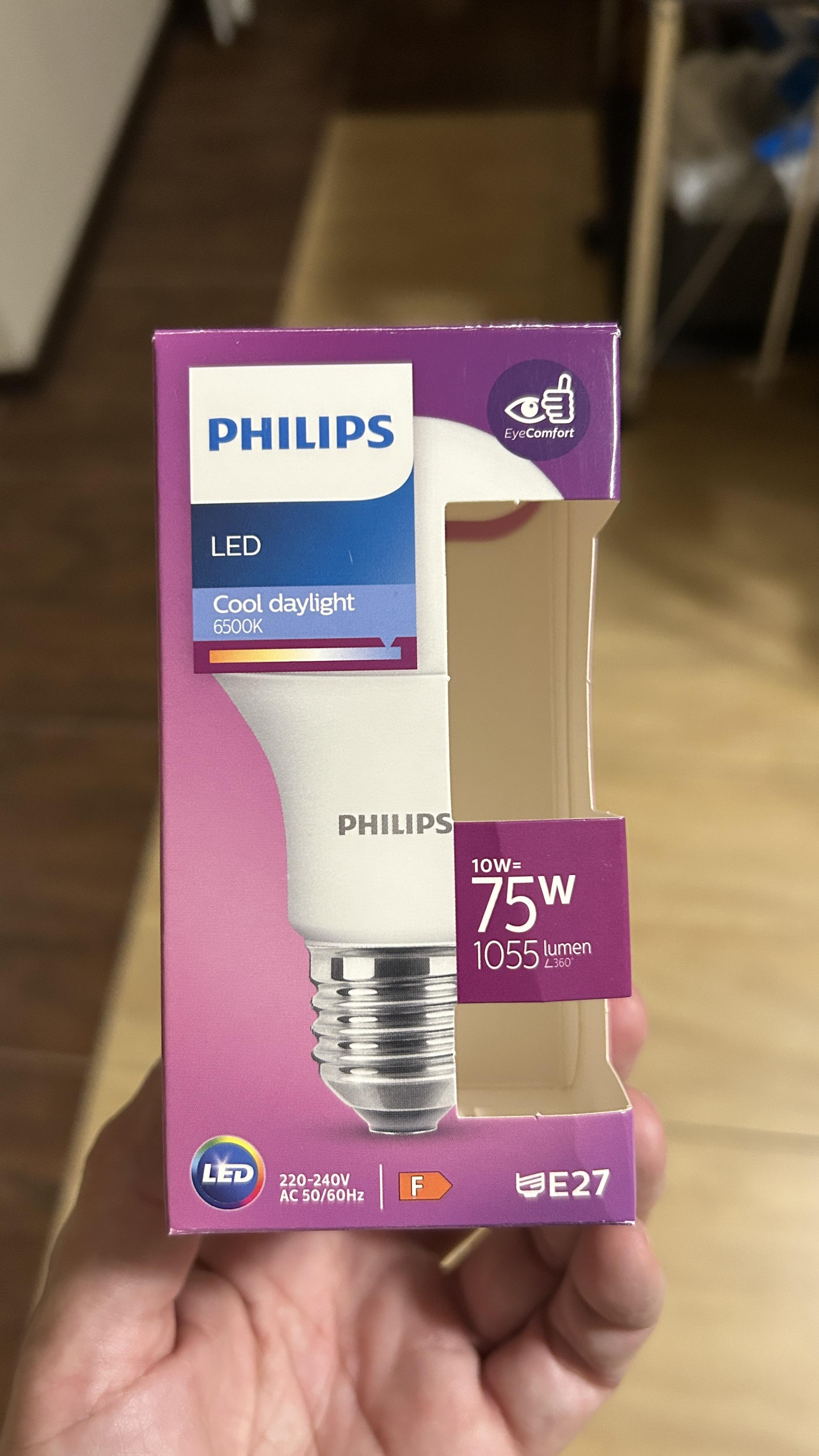 Лампа світлодіодна Philips 10 Вт A60 E27 220 В 929001163803 у реальних умовах використання від користувача яремчук.