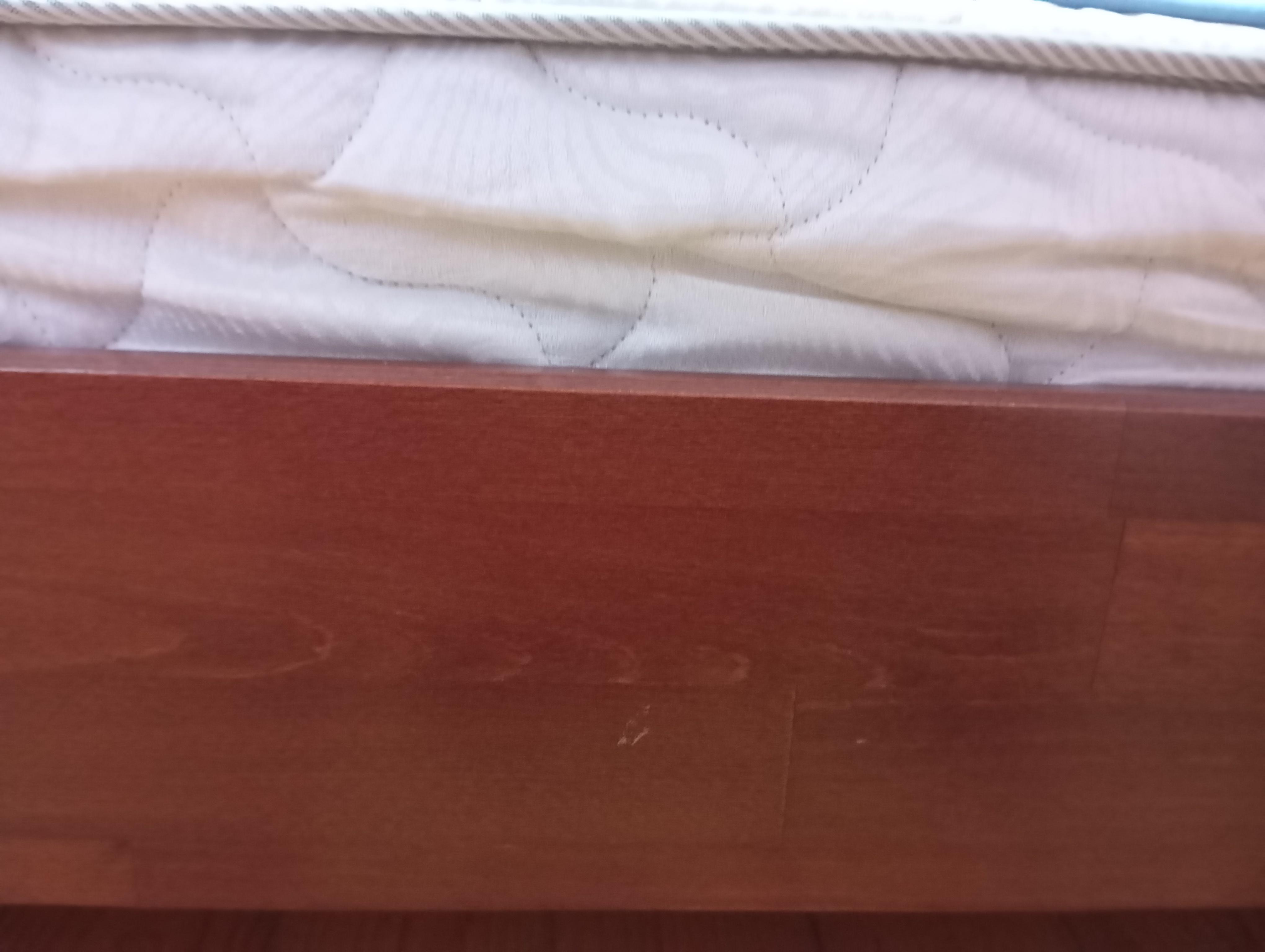 Матрас Эйбел (ABLE) Nickely 180x200 см в реальных условиях использования от пользователя Світлана.