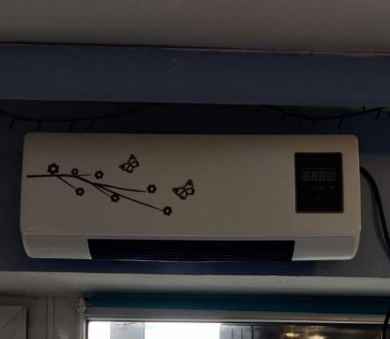 Тепловентилятор з терморегулятором керамічний настінний 2000 Вт у реальних умовах використання від покупця Микола.