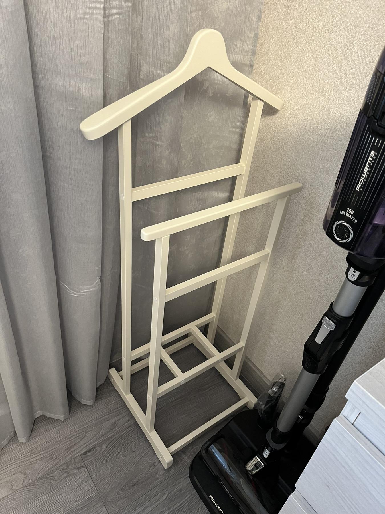 Вішалка-тримач для одягу подвійний підлоговий Горіх світлий у реальних умовах використання від покупця Дарья.