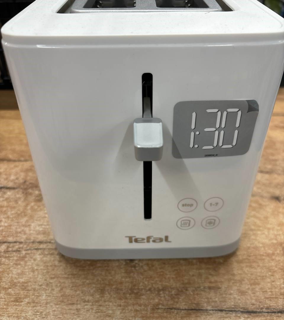 Тостер Tefal Sense TT693110 в реальных условиях использования от пользователя Журей Софія.