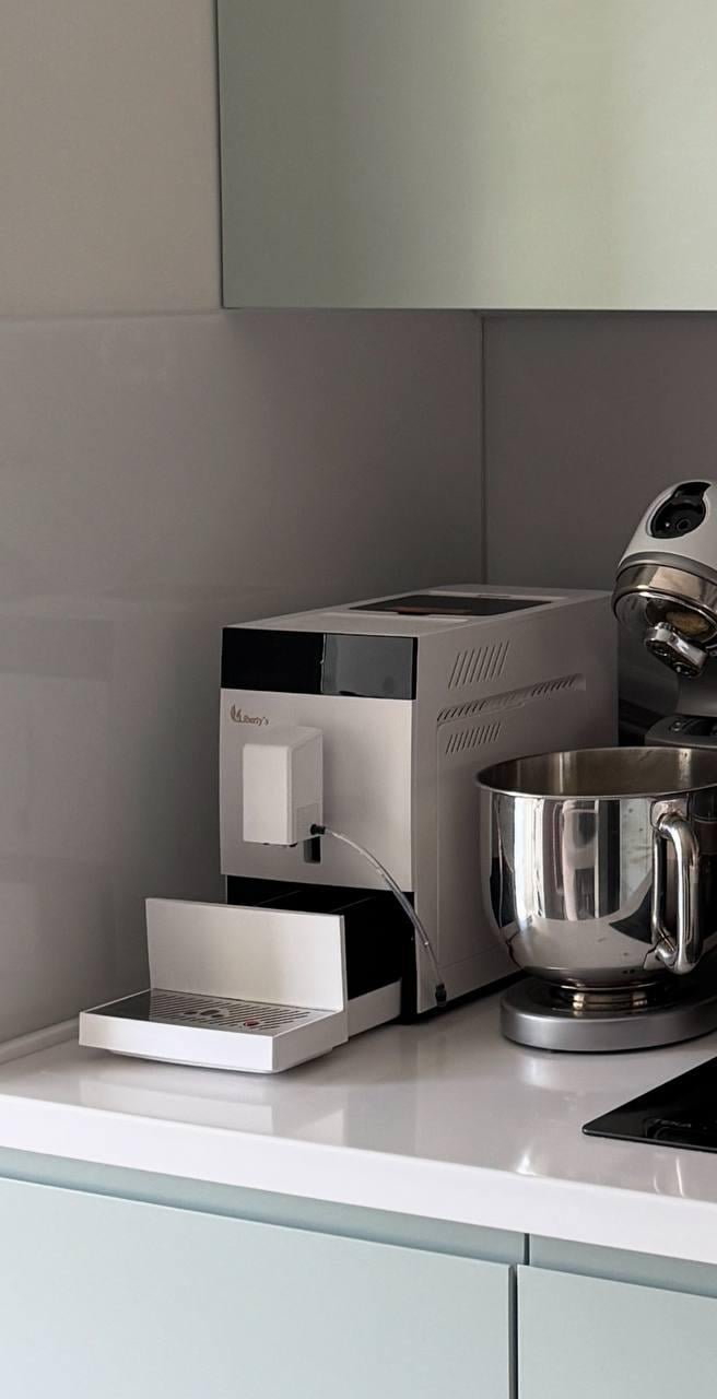 Кофемашина LIBERTY`S RM-A20S Libera Plus белая в реальных условиях использования от покупателя Аркадій.