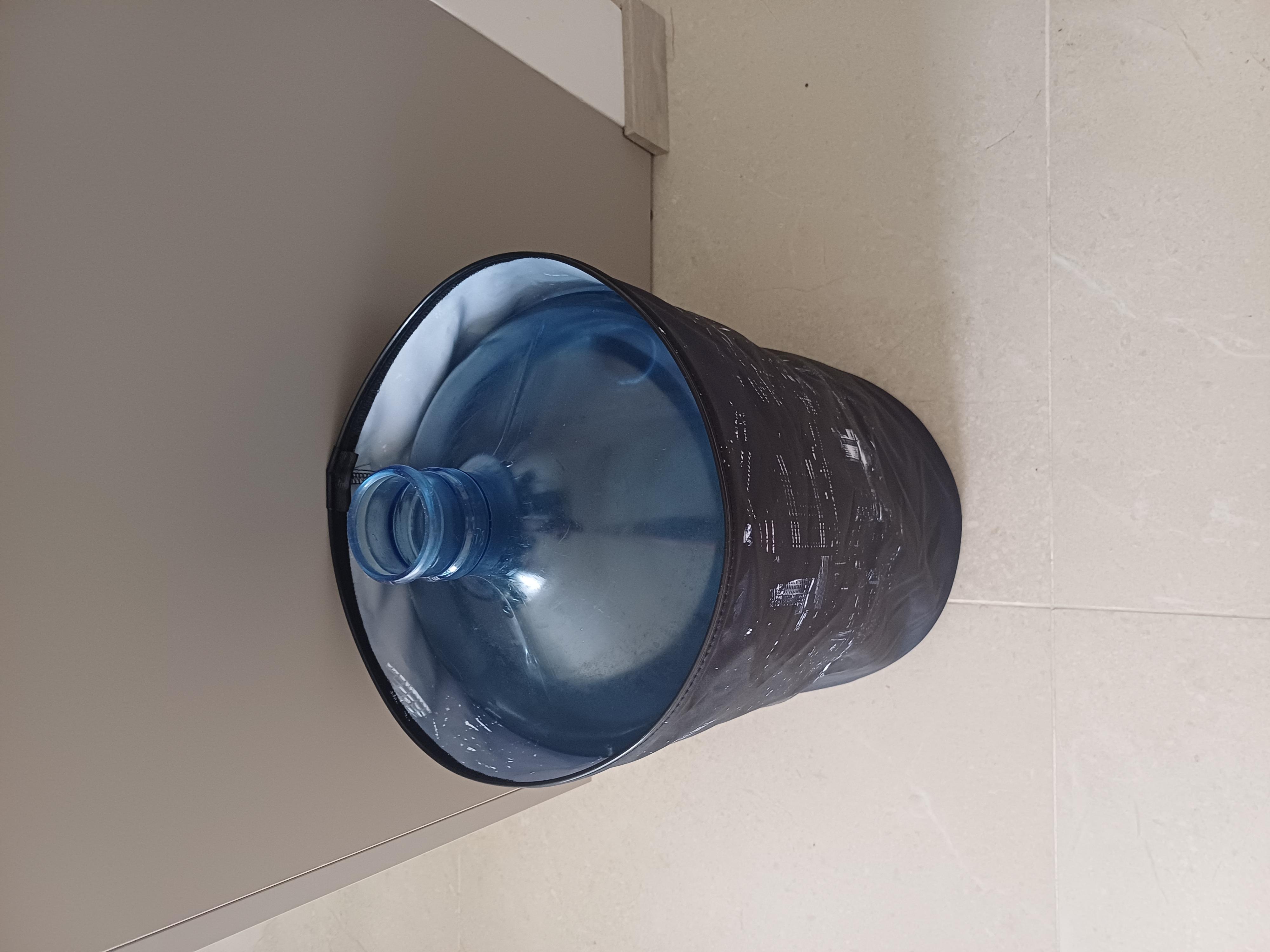 Чохол Hotfrost Пейзажі №5 на бутель 19 л (9fc67fa1) у реальних умовах використання від користувача В'ячеслав.