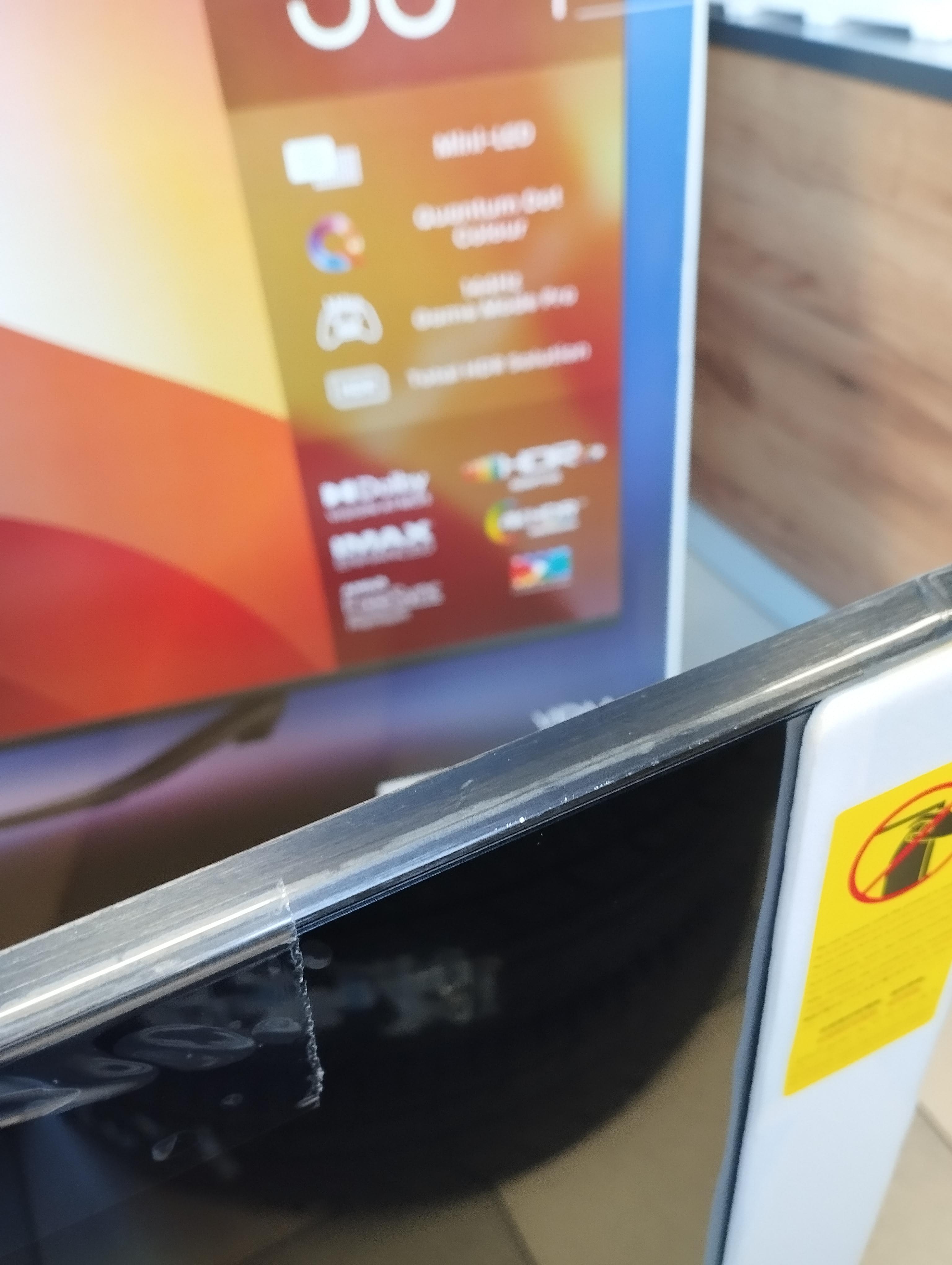 Телевізор Hisense 55U7KQ у реальних умовах використання від покупця Валентин.