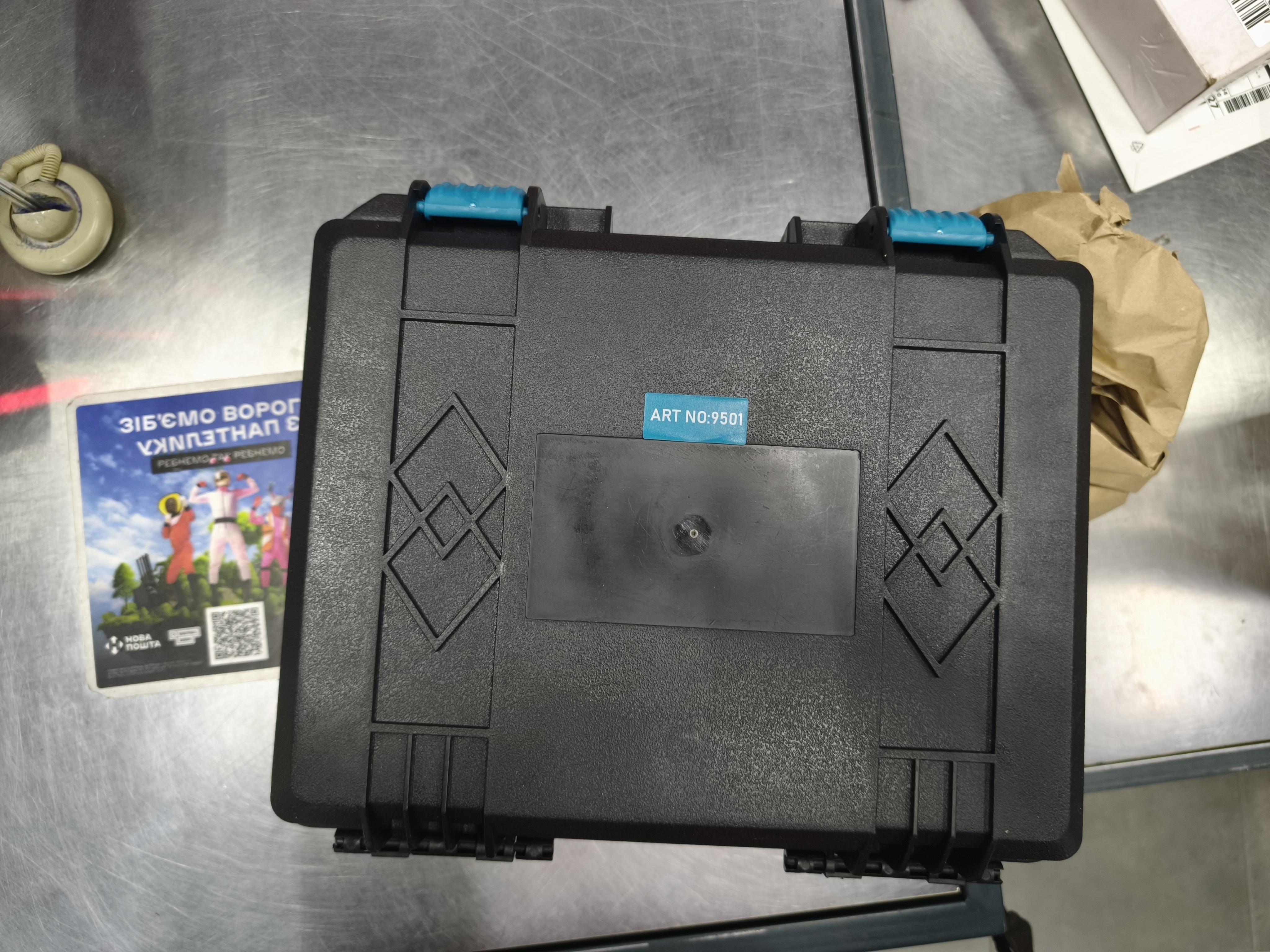 Лазерный нивелир 4D 16-линейный Makita SKR202R 24V 5 Ah с треногой AND 40-4 (10) в реальных условиях использования от покупателя Олег.