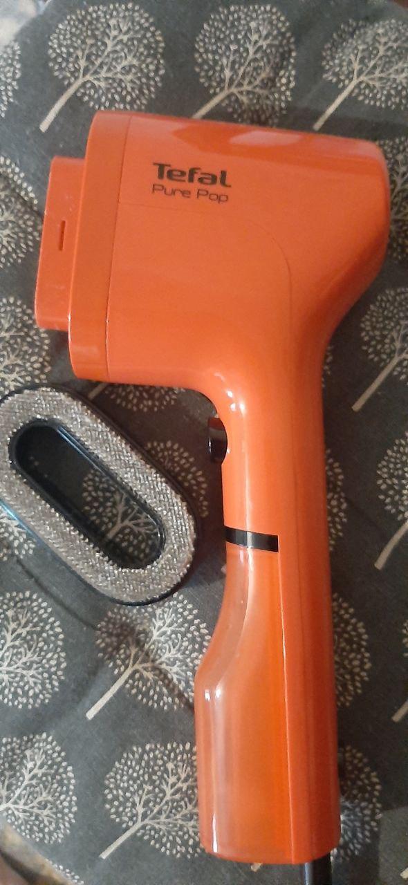 Фото: Отпариватель ручной Tefal Pure Pop DT2022E1, отправлено пользователем Неля Плотинюк Отпариватель ручной Tefal Pure Pop DT2022E1 в реальных условиях использования от пользователя Неля Плотинюк.