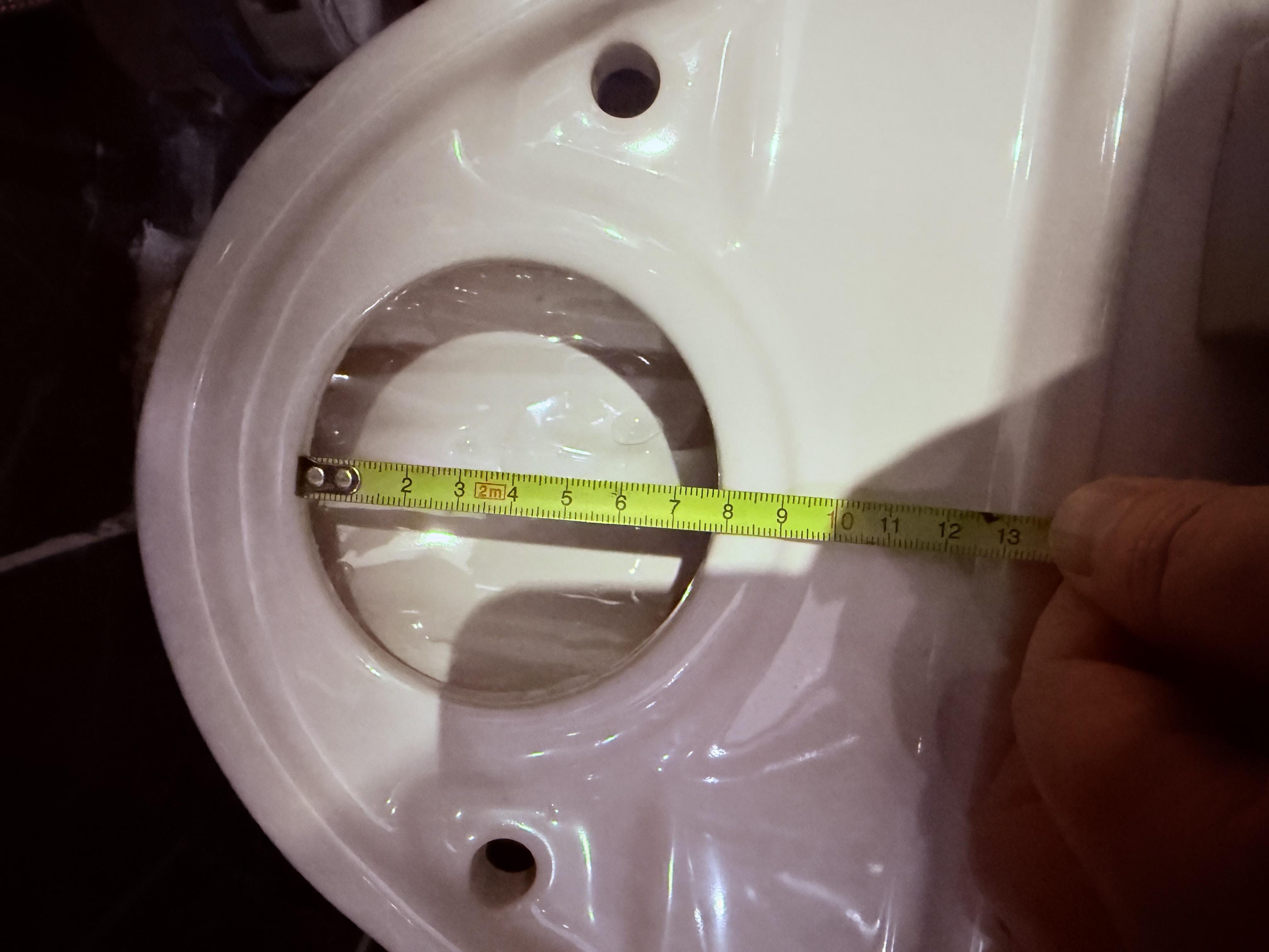 Унитаз-компакт Vidima Sirius W908001 в реальных условиях использования от пользователя Володимир.