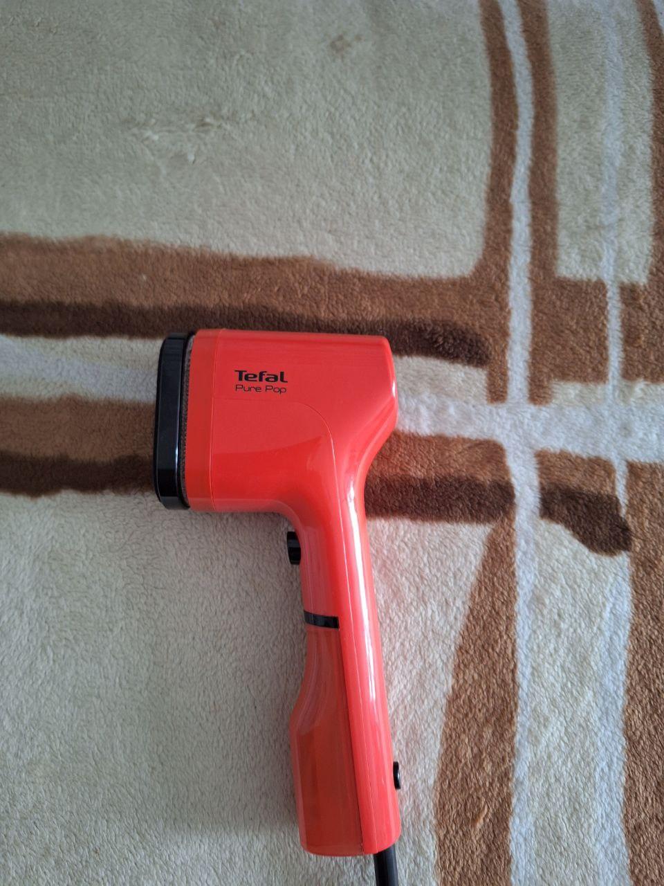 Фото: Отпариватель ручной Tefal Pure Pop DT2022E1, отправлено пользователем Дарина Свистун Отпариватель ручной Tefal Pure Pop DT2022E1 в реальных условиях использования от пользователя Дарина Свистун.